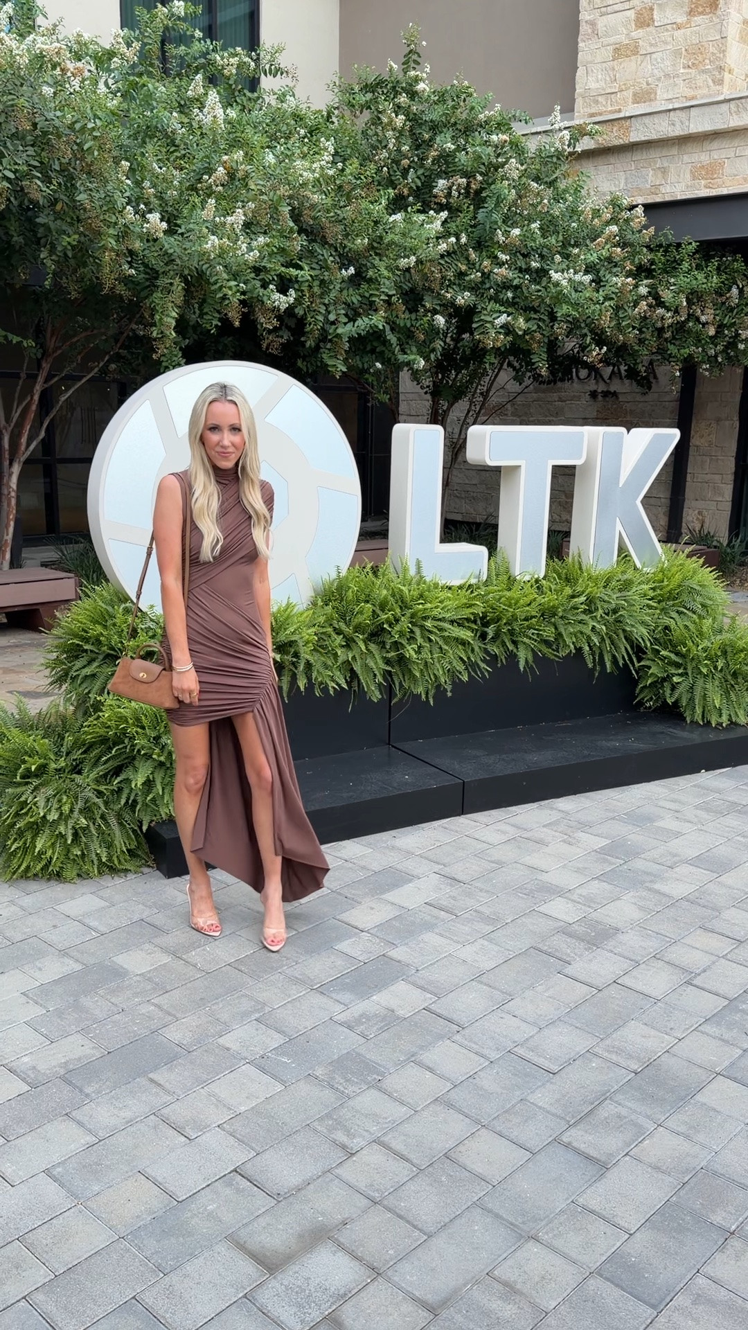 What I wore to the Macy’s finale party at LTKCon! This Amazon dress in insanely good! So sexy, yet reserved and chic! Many colors available! Perfect for a fall wedding or fall event!

#LTKootd #LTKdayinmylife #LTKWedding