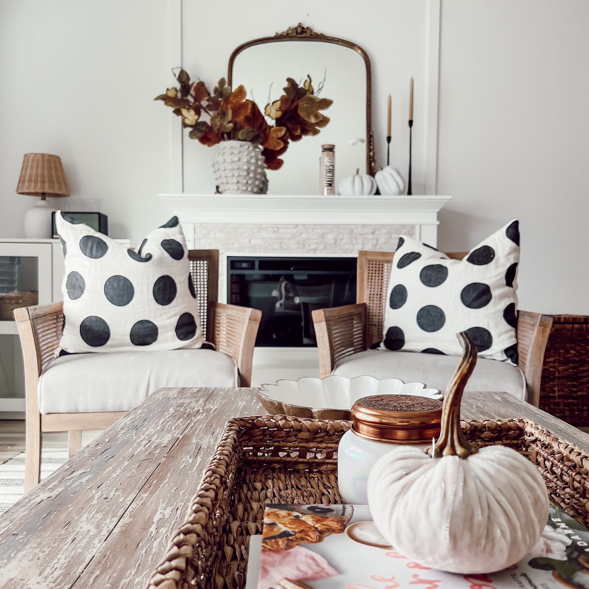Cozy fall decor 🍂

#LTKhome #LTKstyletip #LTKSeasonal