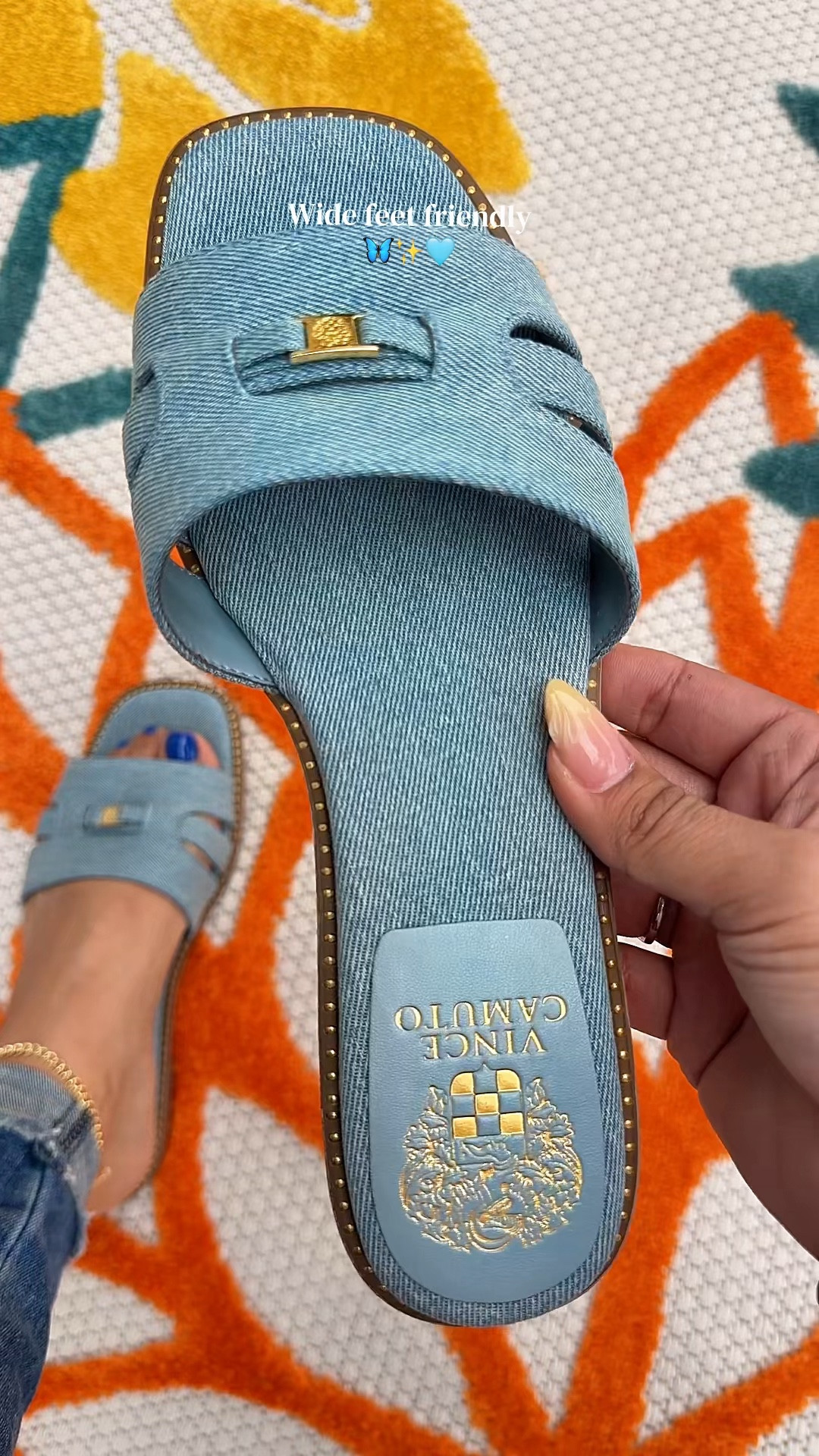 Denim Vince camutos 🩵 #vincecamutos #sandals #slidesandals

#LTKootd