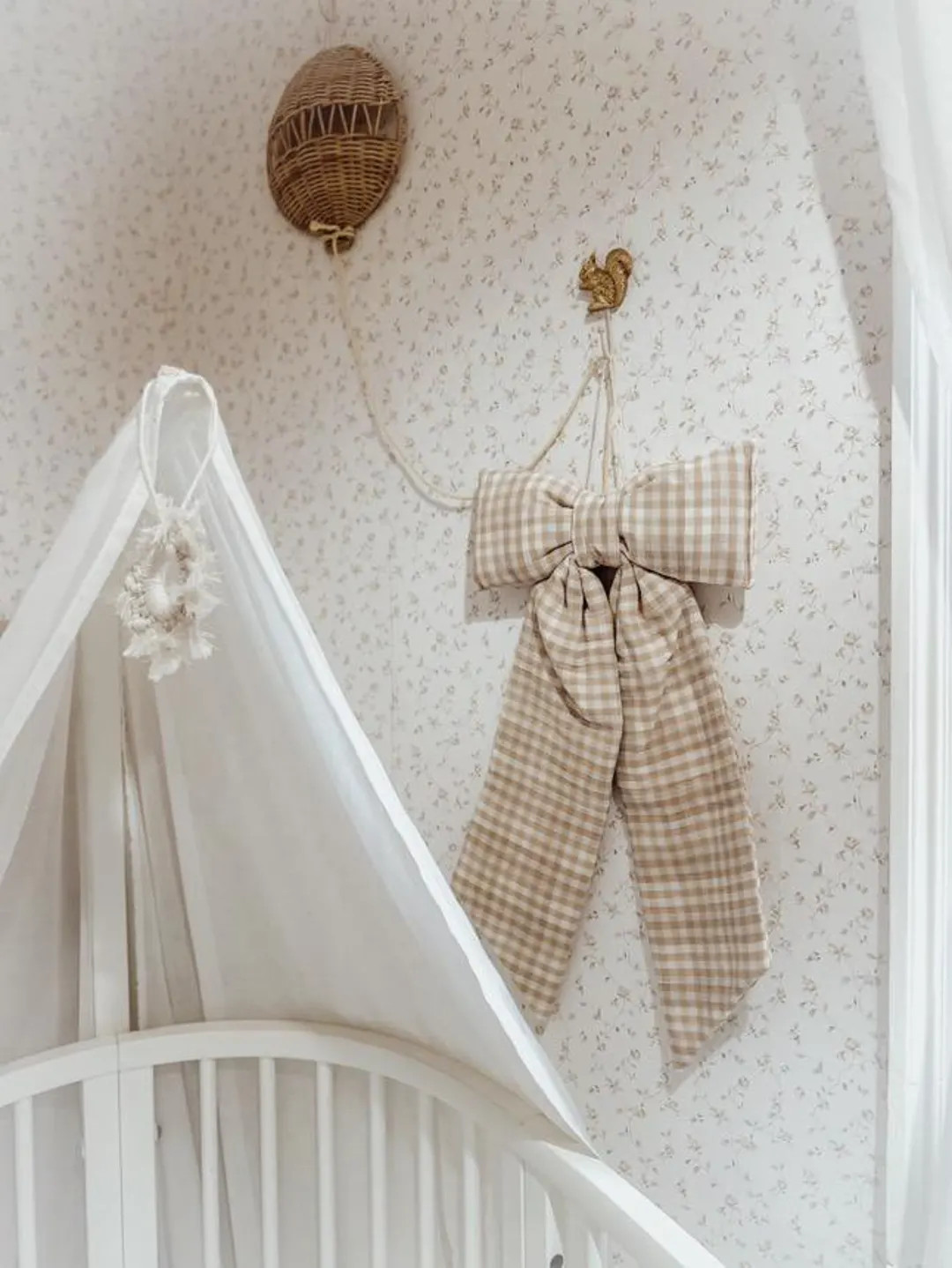 Large gingham bow for wall or door | neutral nursery decoration | luxury gift for new home | beig... | Etsy (US)