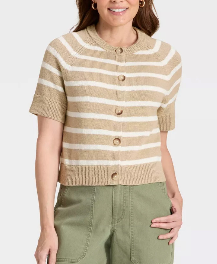 Florida decided it might actually take part in fall this year so Im ready to buy alllllll the sweaters and cardigans! Found so many good options at Target! #thankyoudriveup #targetpartner #targetfind #targetfashion #fallfashion #winterfashion #womensfallfashion #sweaters #cardigans  

 

#LTKSeasonal #LTKFindsUnder50 #LTKStyleTip