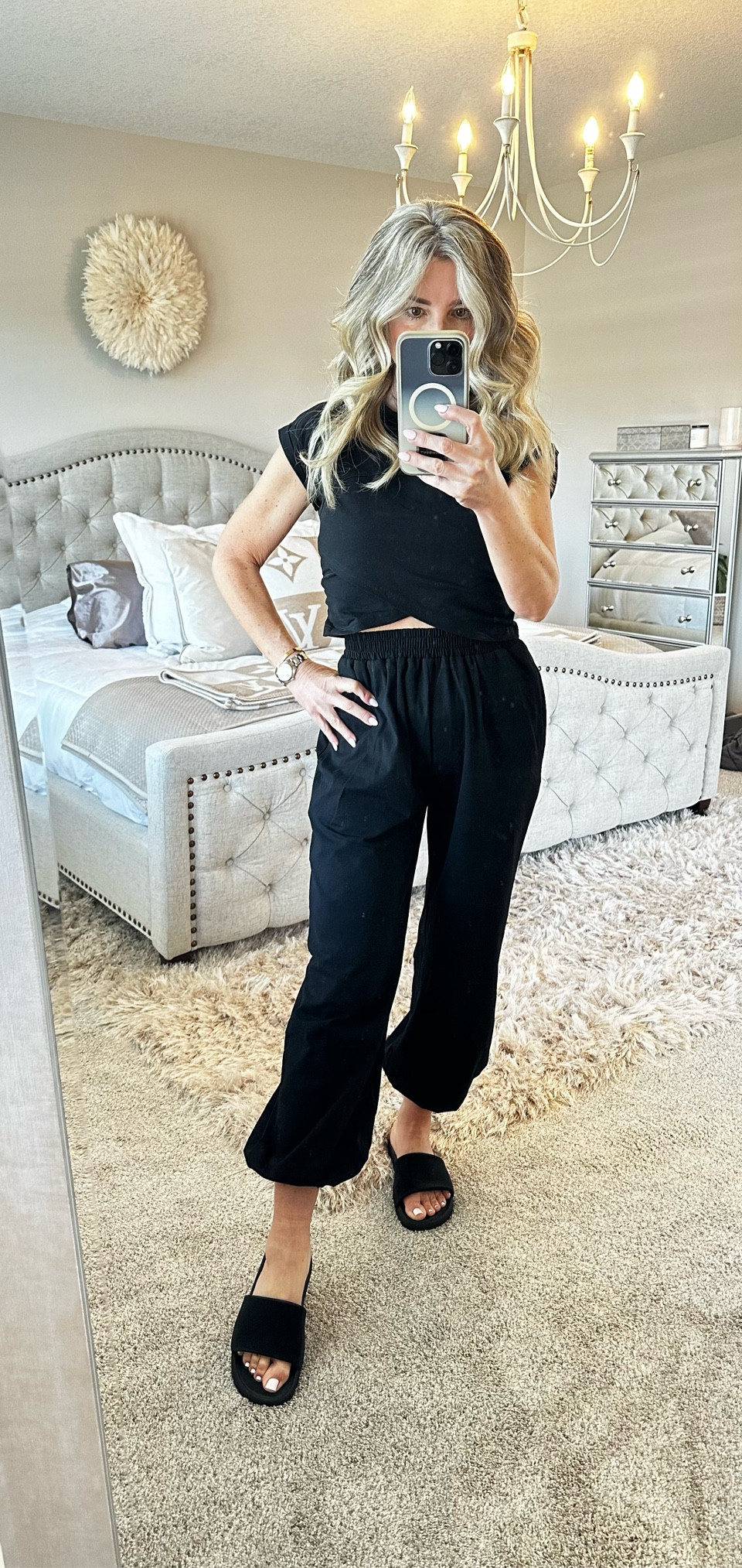 The best Amazon set!! Wearing XS 
Lululemon slides 

#LTKStyleTip #LTKOver40 #LTKFindsUnder50