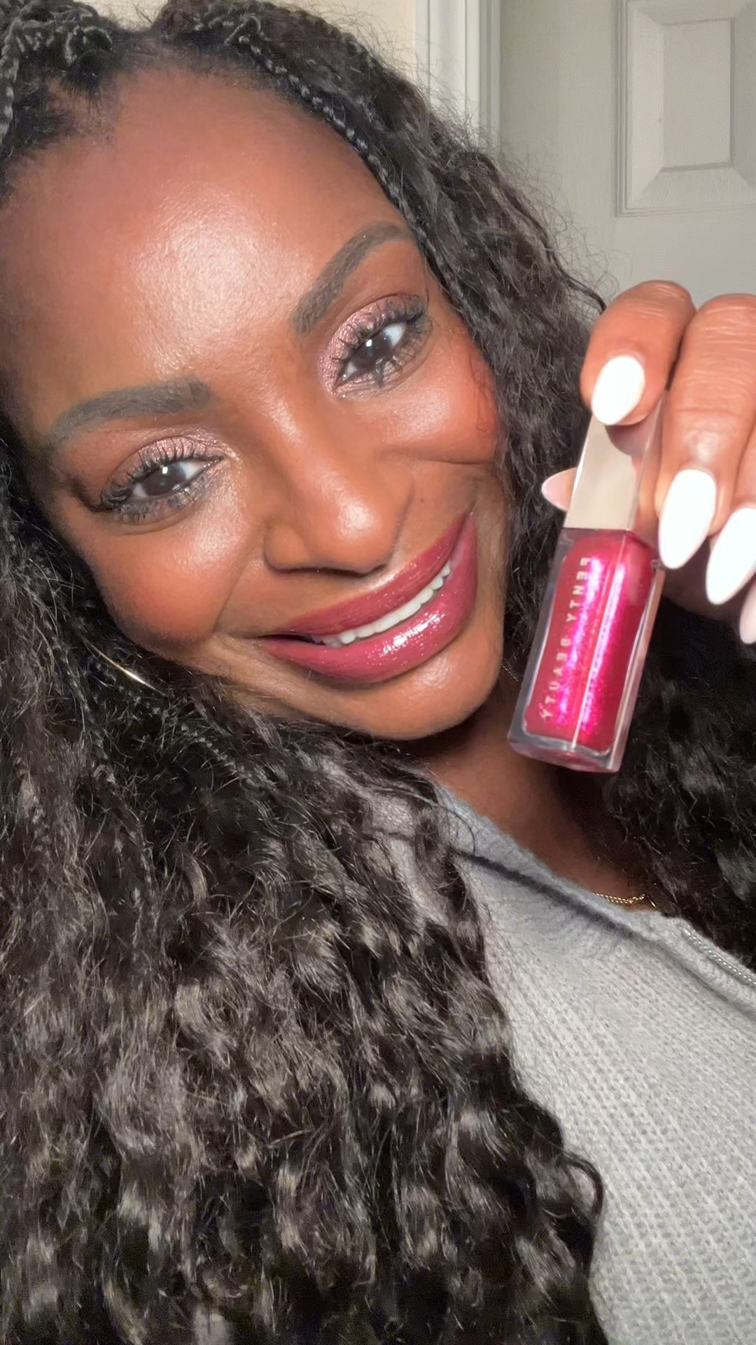 A few of my holiday makeup favorites 😍

Fenty Gloss, Too Faced Eyeshadow, Maybelline Mascara, Juvia's Blush, MAC Foundation 

#LTKHoliday 

#LTKBeauty #LTKWedding