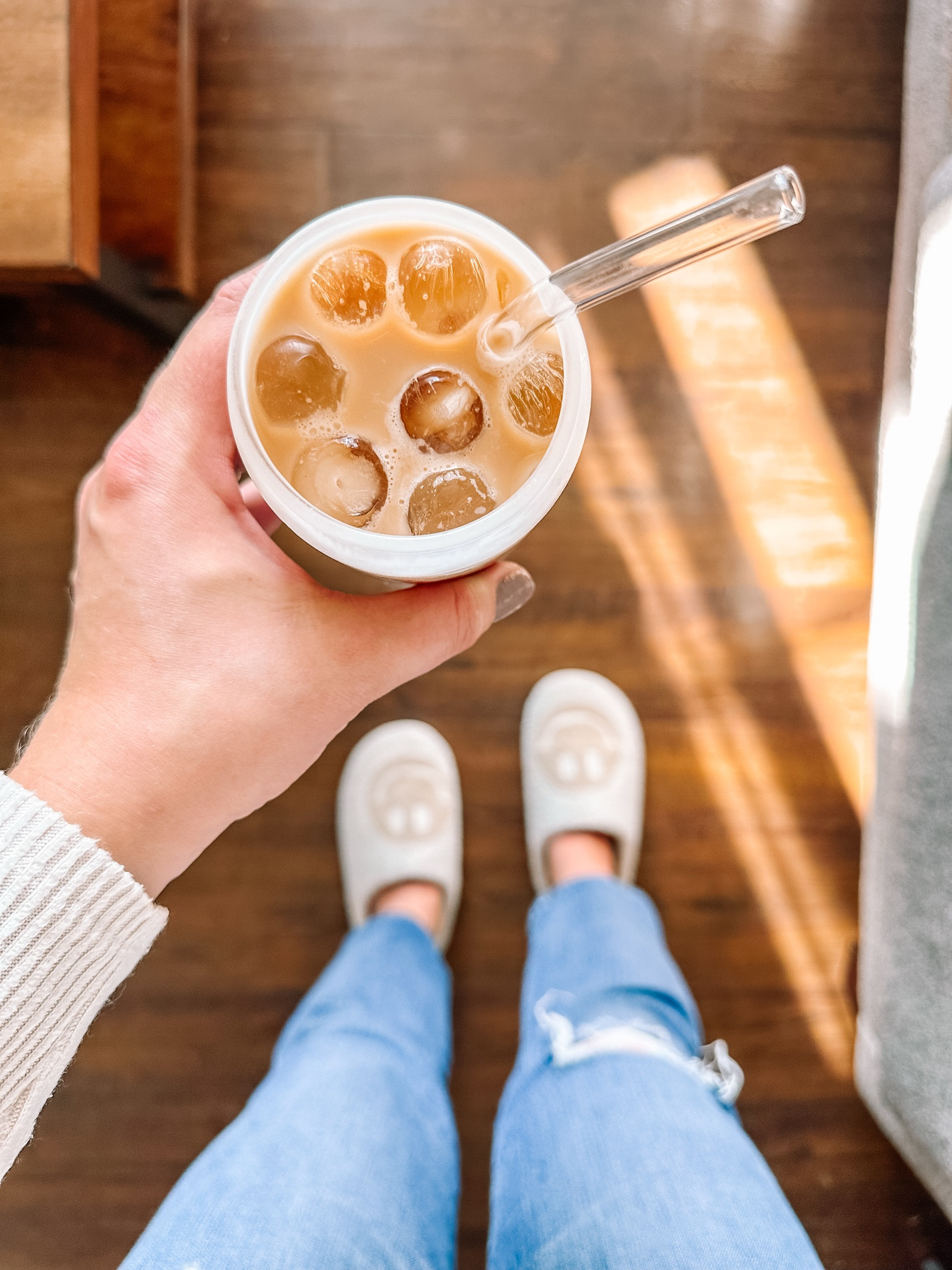 A cozy afternoon latte ☕️

While my toddler naps, I’m catching up on allll the things! Here’s to my espresso machine for being my daily companion! 😅 

My tumbler is currently on sale! These make really great gifts! 🎁 

#LTKSaleAlert #LTKGiftGuide #LTKHome