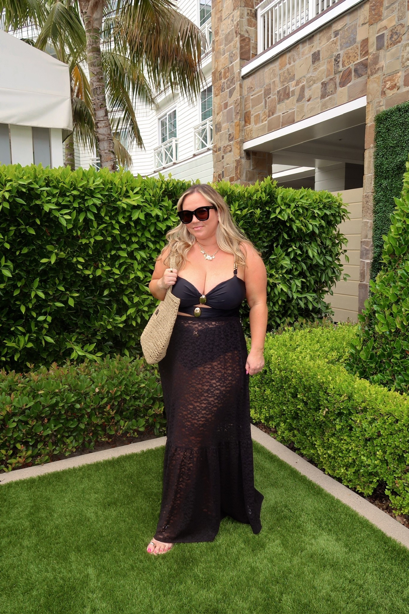 Midsize Amazon swimsuit size XL 
Lace skirt great as cover up! Size MEDIUM 

Swimsuit, midsize style, resort wear, pool outfit, beach style, travel style, vacation outfit, petite style, Aerie, Amazon fashion, Amazon finds 



#LTKSummerEdit #LTKPetite #LTKStyleTip