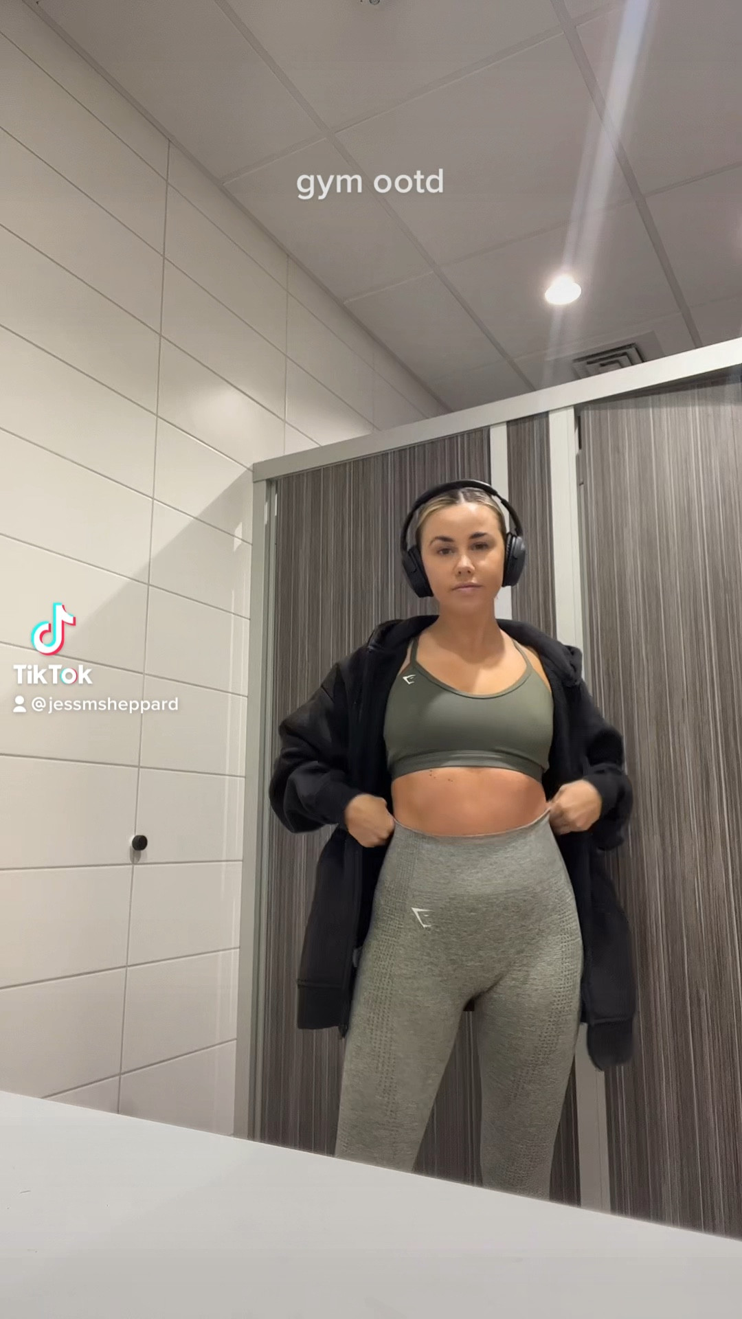 A little hint of green in todays gym outfit - styling activewear for the gym but making it fashHUN 🤣 the gymshark v neck sports bra with vital seamless leggings and an oversized black hoodie thrown over. Headphones are Bose noise cancelling and the best I’ve ever used 🎧 

#LTKSeasonal #LTKfit #LTKeurope