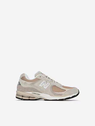New Balance 2002R Trainers – Beige – Women – ARKET GB | Arket UK