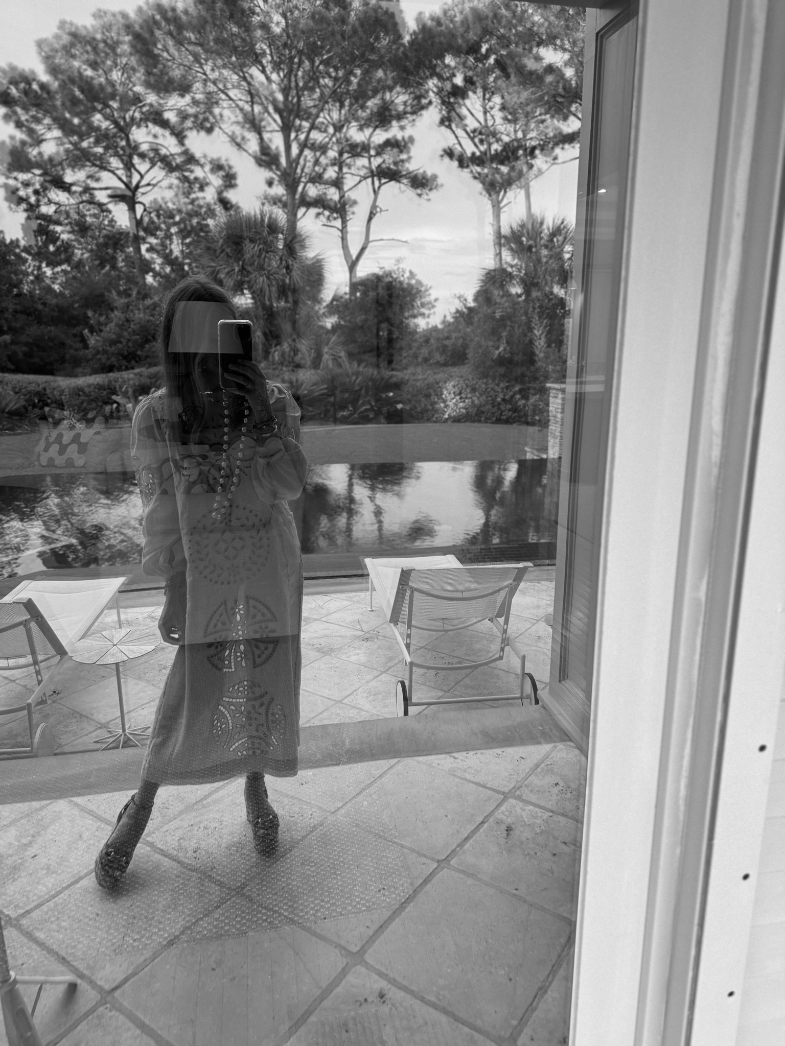 Obsessing over this well priced custom dress. So chic perfect for Summer!