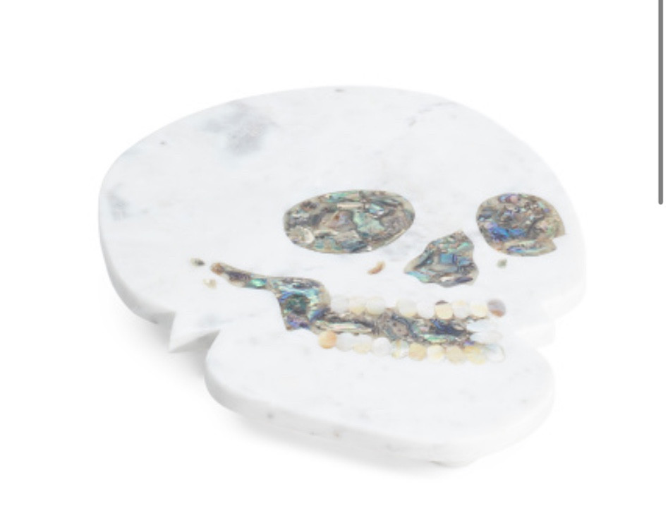 Marble skull cheeseboard 

#LTKunder50 #LTKhome #LTKSeasonal