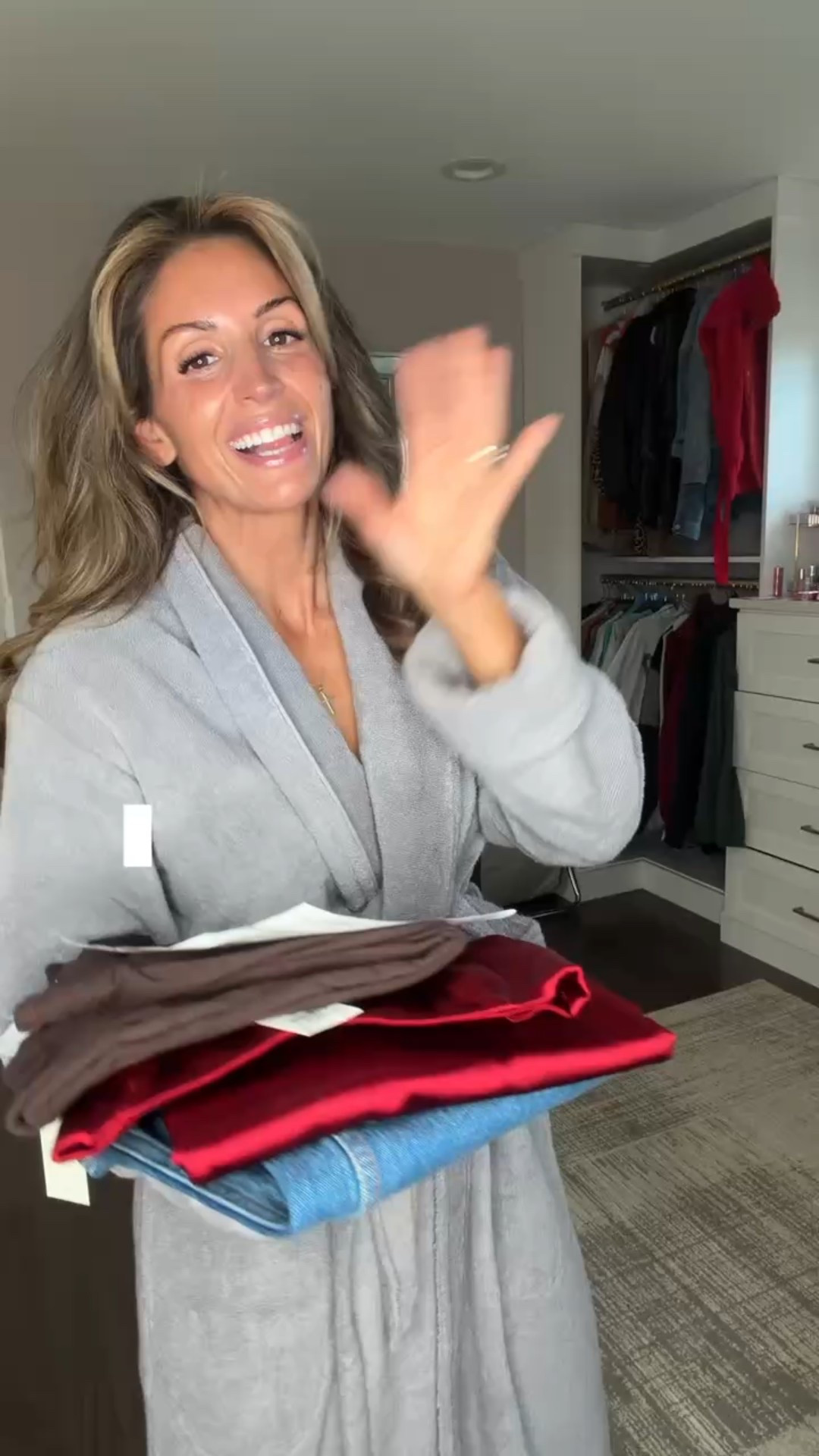 Abercrombie try on haul! i think he finally found my favorite jeans!! they’re so good! 

#LTKdayinmylife #LTKHoliday #LTKootd