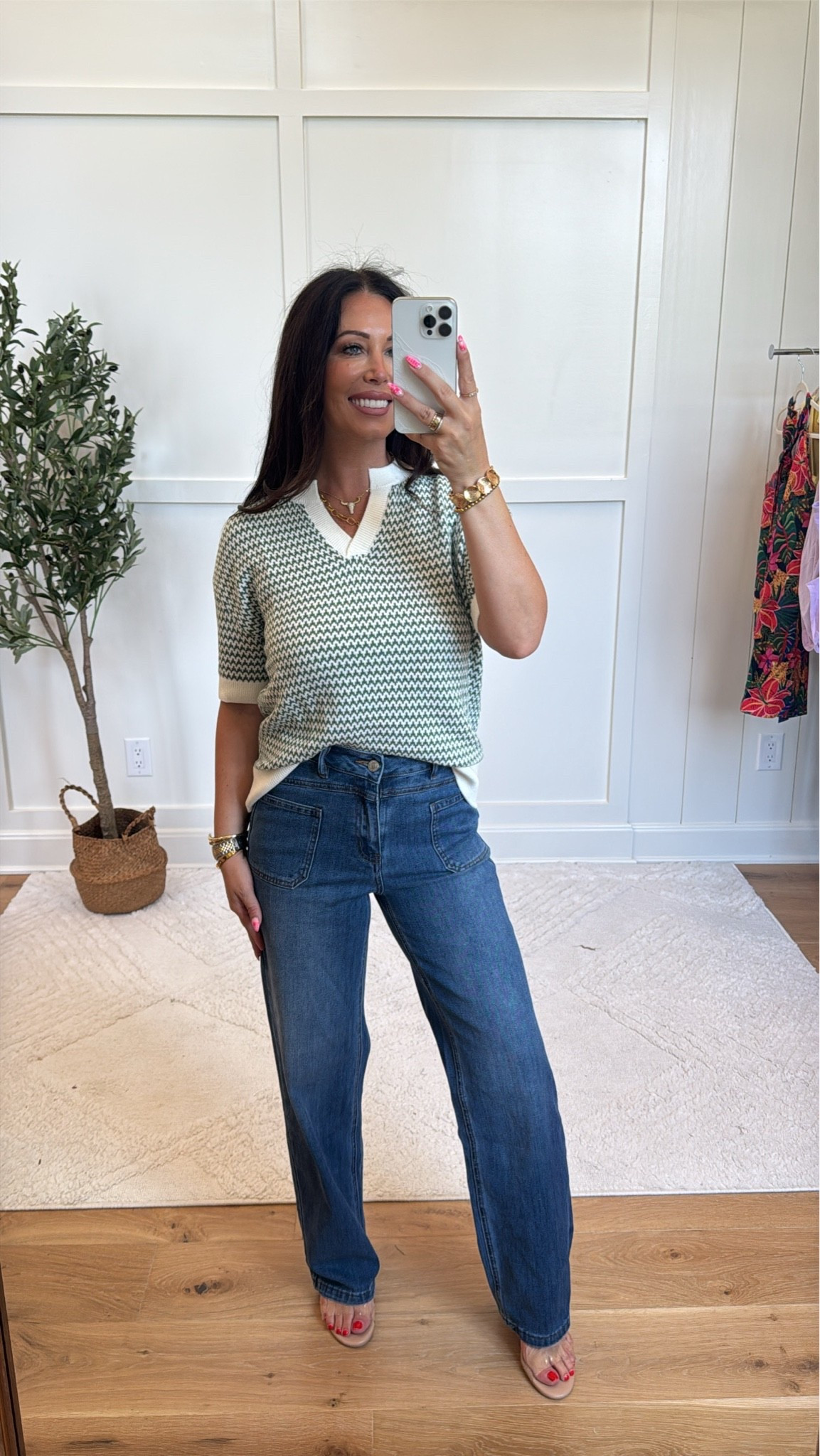 This sweater is giving quiet luxury without the luxury price tag! The prettiest color for fall and so easy to style.
#LTKStyle #AmazonFashion #QuietLuxury #FallFashion #SweaterSeason #AmazonStyle #ClassicStyle

#LTKgrwm #LTKOver40 #LTKootd