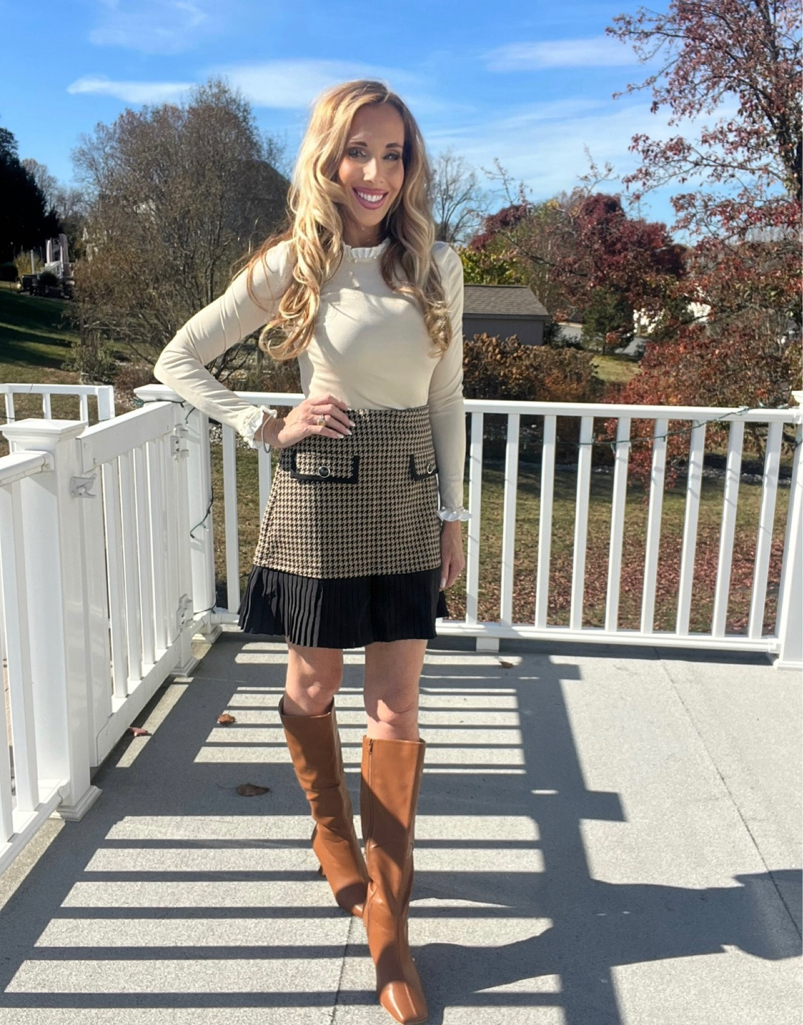 Beautiful high waisted plaid skirt 🧡🧡

#LTKHoliday #LTKStyleTip #LTKFindsUnder100