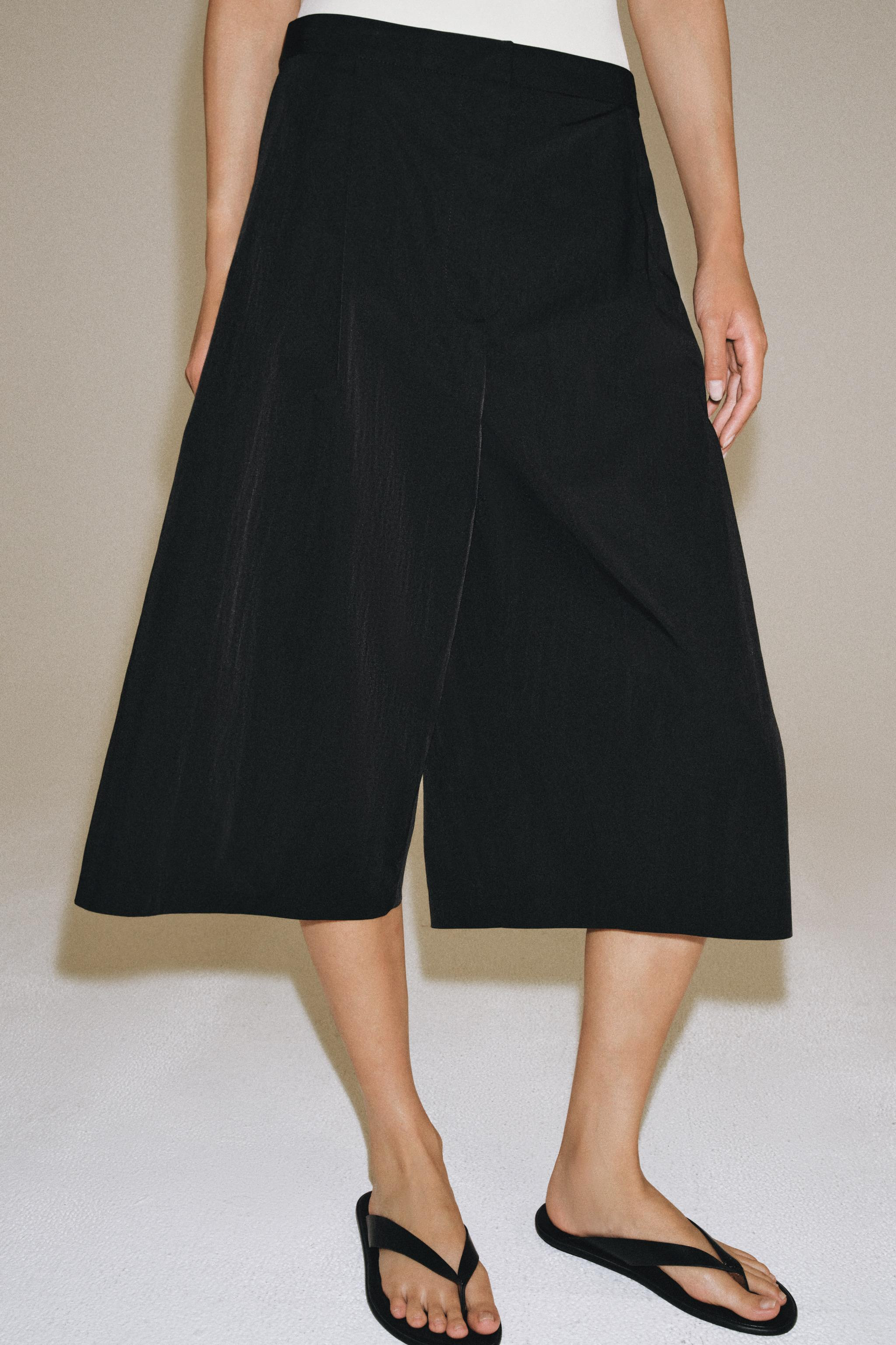 ZW COLLECTION TECHNICAL BERMUDA SHORTS | Zara AU