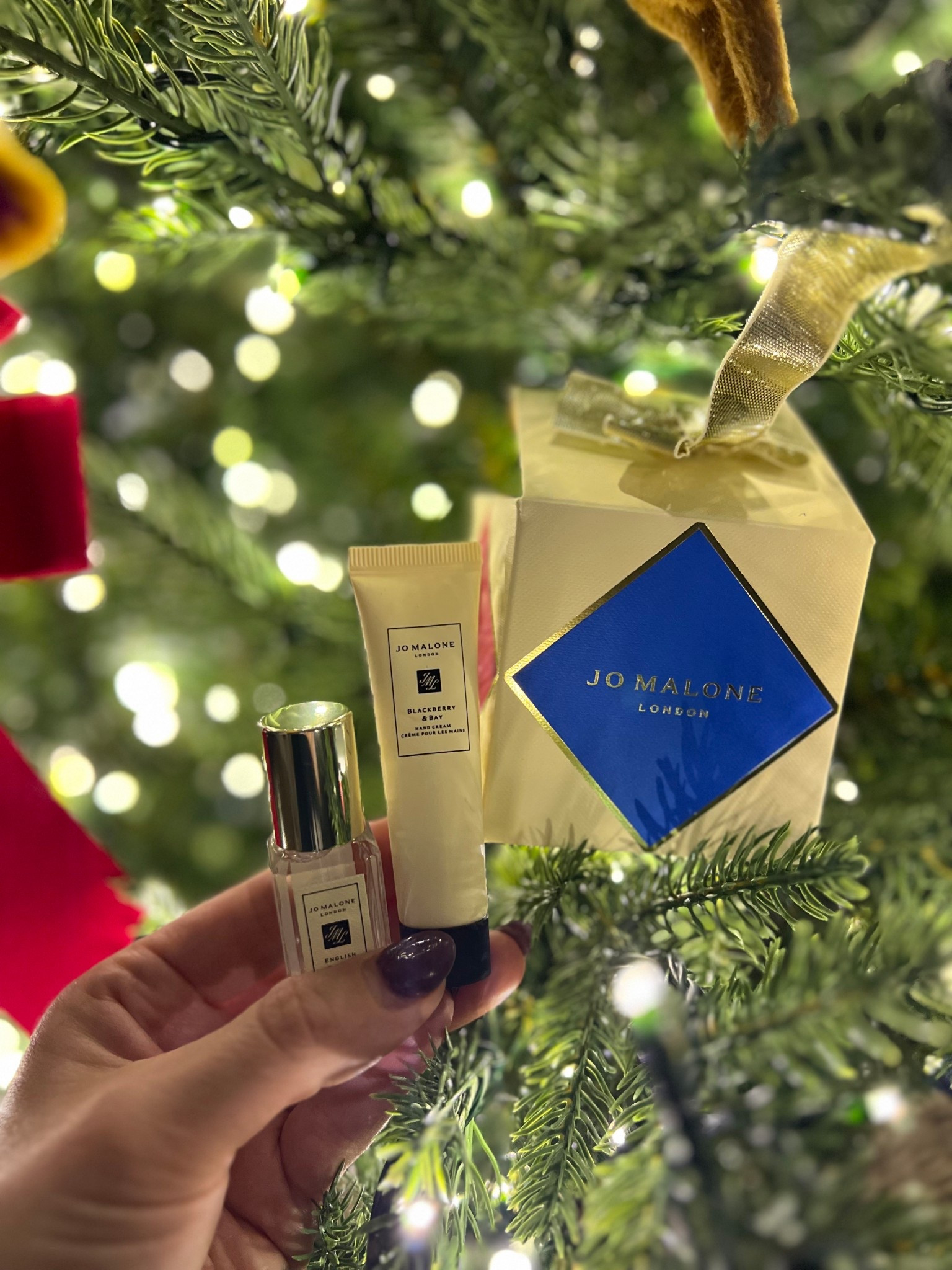 Gift for her Jo Malone London Blue Ornament Fragrance Gift Set - will make it on time for Christmas!!

#LTKHoliday #LTKBeauty #LTKGiftGuide