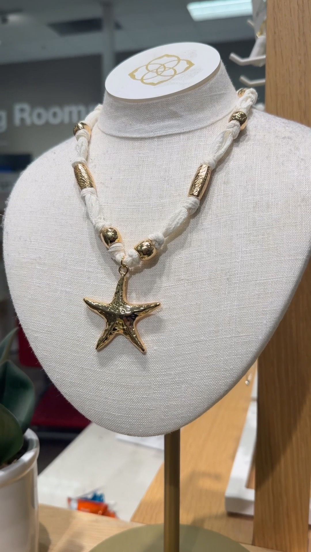 @Target has some of the cutest coastal necklaces right now and all under $20!

#LTKgrwm #LTKootd #LTKOver40