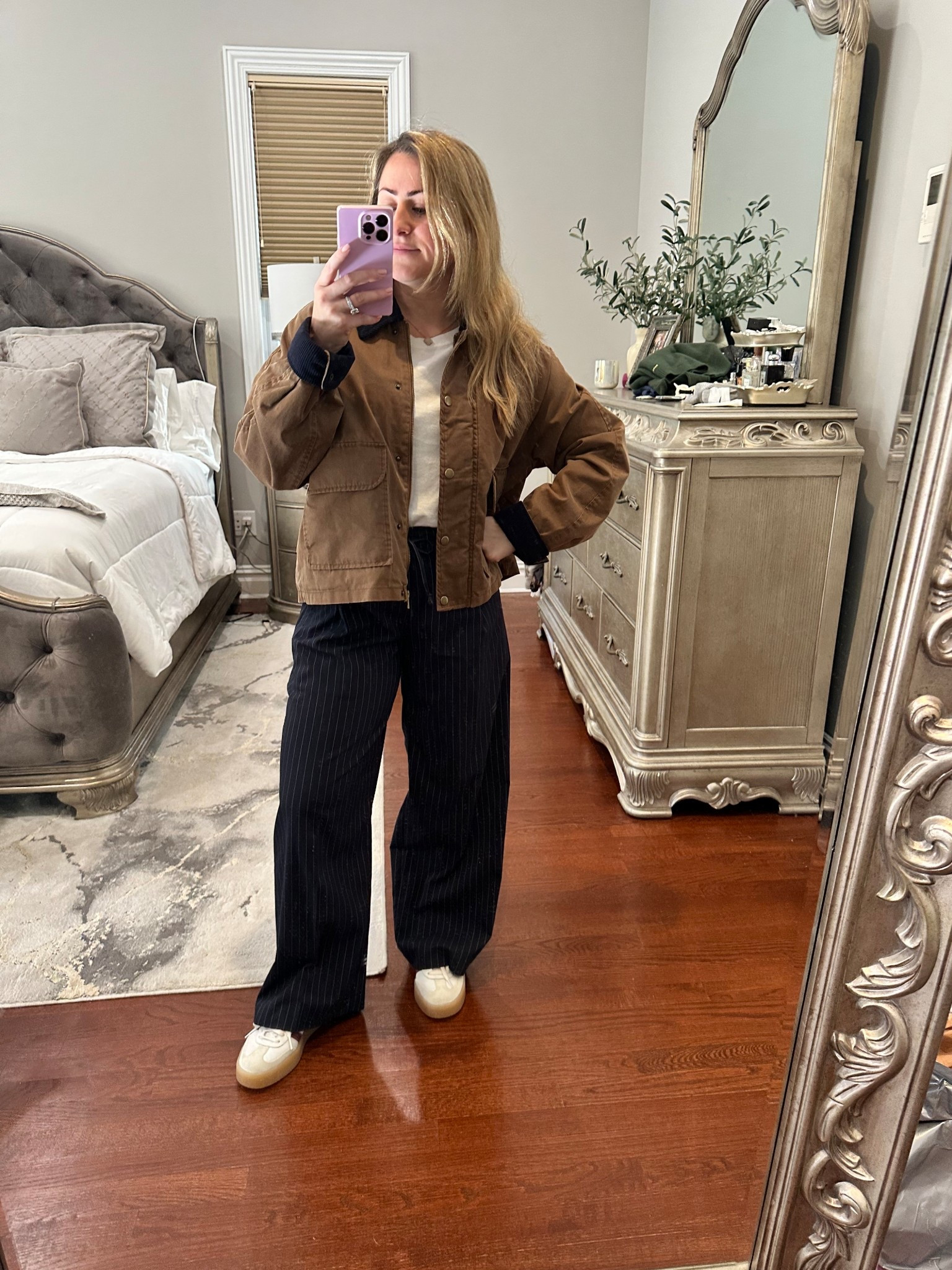 Barn jacket & drawstring trouser pants #ootd 

#LTKSaleAlert #LTKFindsUnder50 #LTKStyleTip