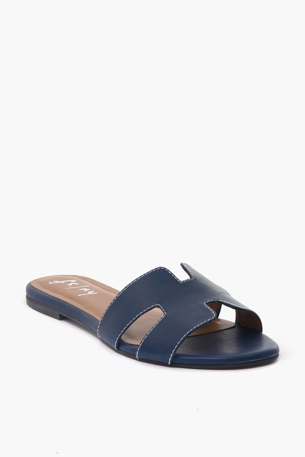Navy Alibi Sandals | Tuckernuck