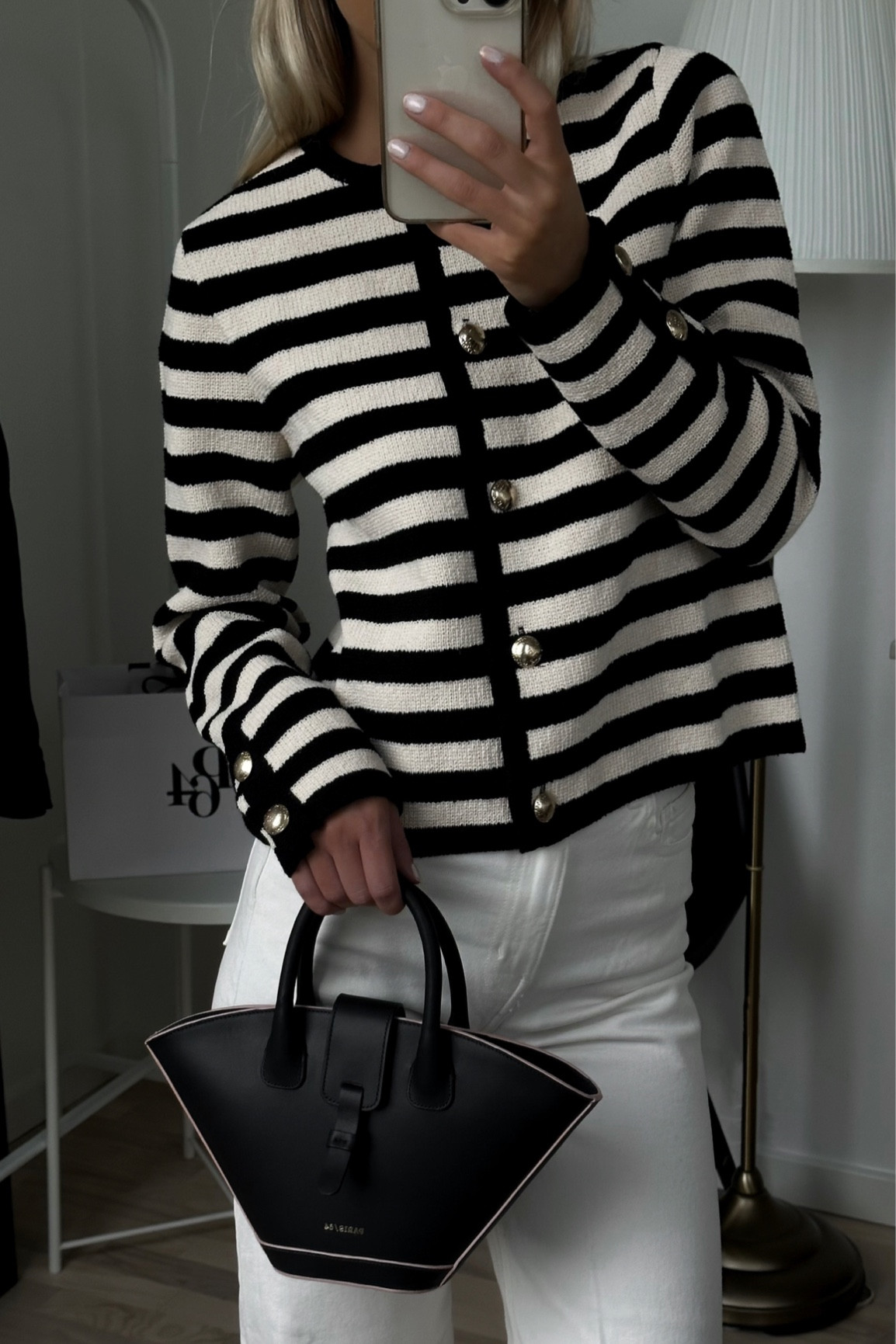 Striped cardigan, autumn outfit, autumn style, classy casual look, old money style, old money aesthetic, fall trends, fall style, casual look, White wide leg jeans, autumn outfit idea

#LTKfindsunder100 #LTKSeasonal #LTKstyletip