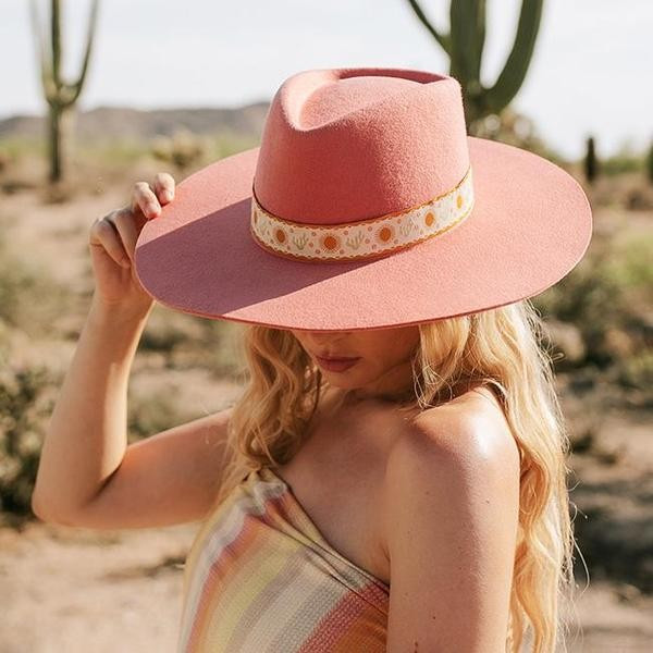 The Dae Triangle Crown Hat - Pink | Gigi Pip