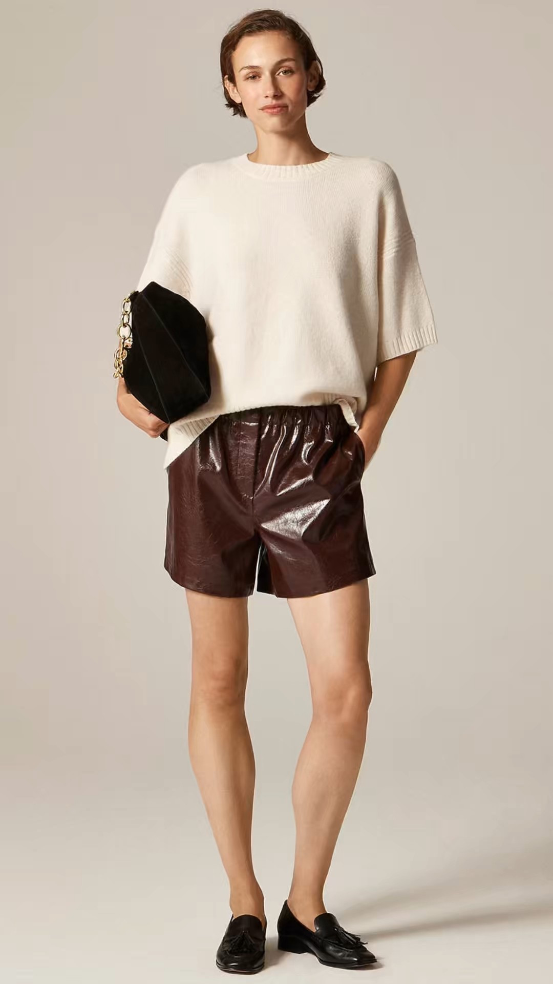 Boxer short in distressed faux leather
French Press
30% OFF Event  

#LTKStyleTip #LTKHoliday #LTKSaleAlert