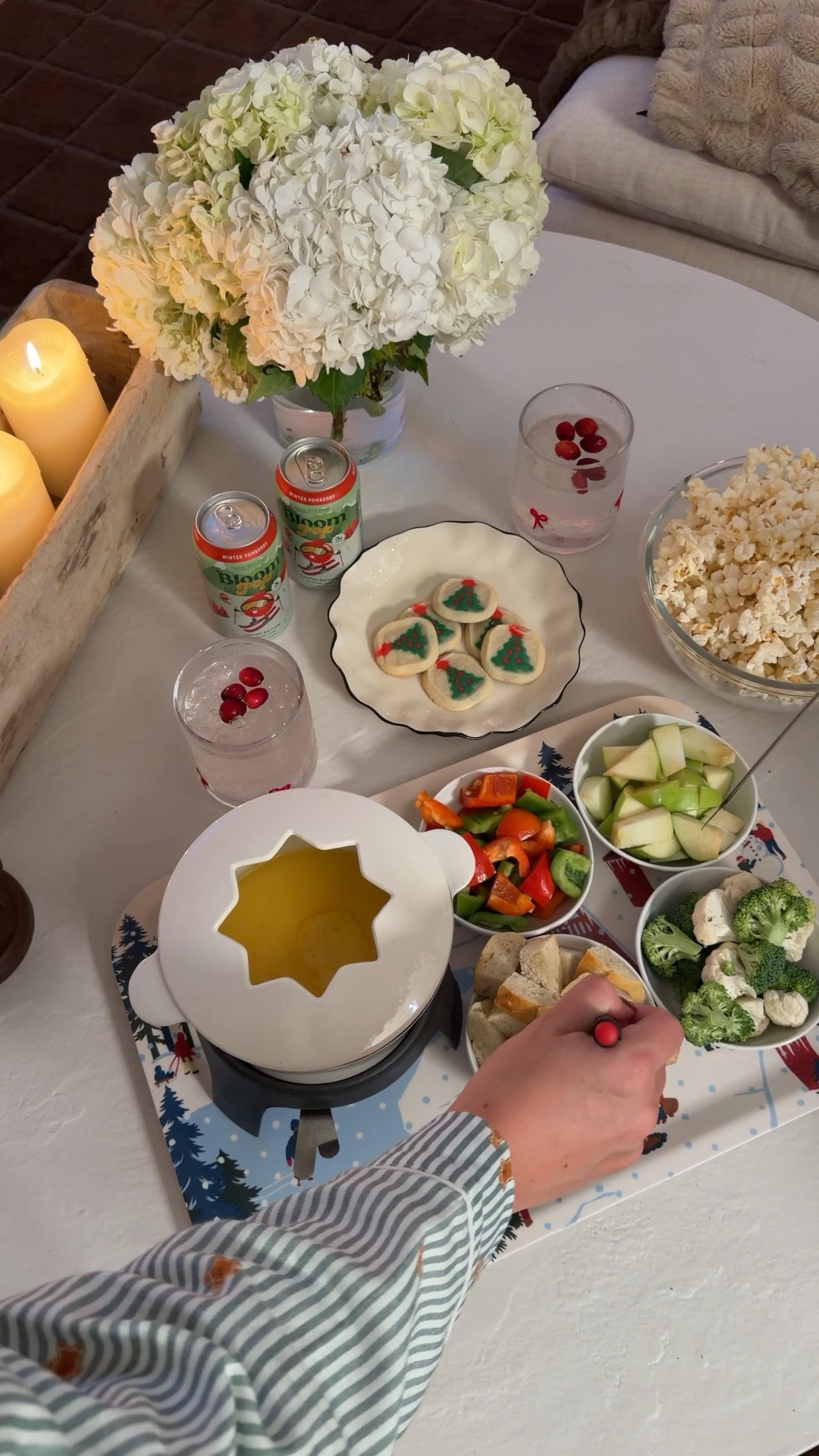 Cozy Christmas movie night 
Holiday 
Cozy date night 
Fondue night 
Cheese fondue 
Fondue party 

#LTKHoliday #LTKHome #LTKSeasonal
