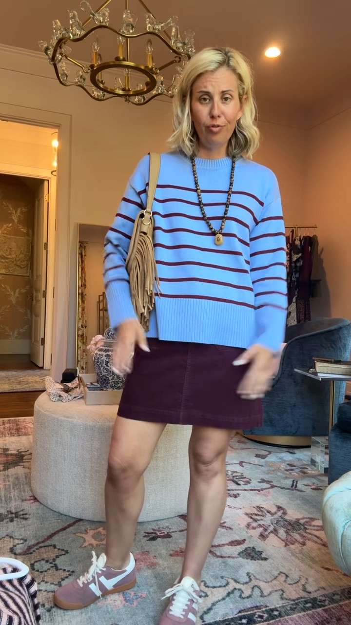 Love the gold buttons on this skirt. Such a great throw on and go look! ￼
Sweater- xs 
Skirt - 26P
Sneakers - 8 tts 

#LTKdayinmylife #LTKSeasonal #LTKOver40