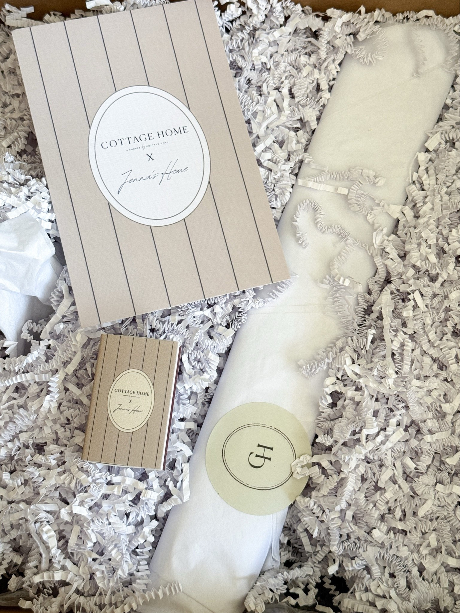 Cottage and Key x Jenna's Home collab

#LTKSeasonal #LTKU #LTKHome