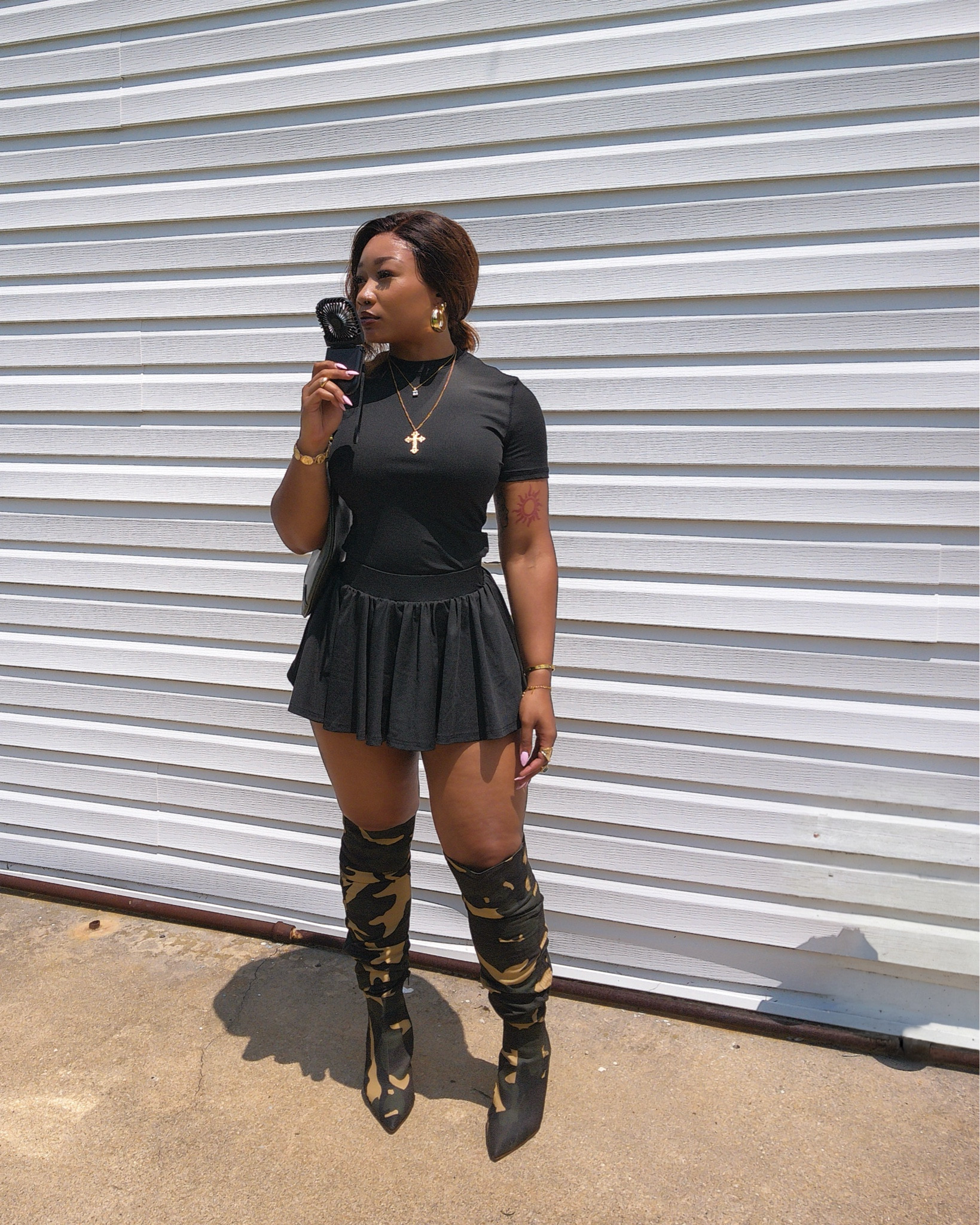 Black & Boots, even in the summer 🖤

#LTKStyleTip #LTKBeauty #LTKPetite