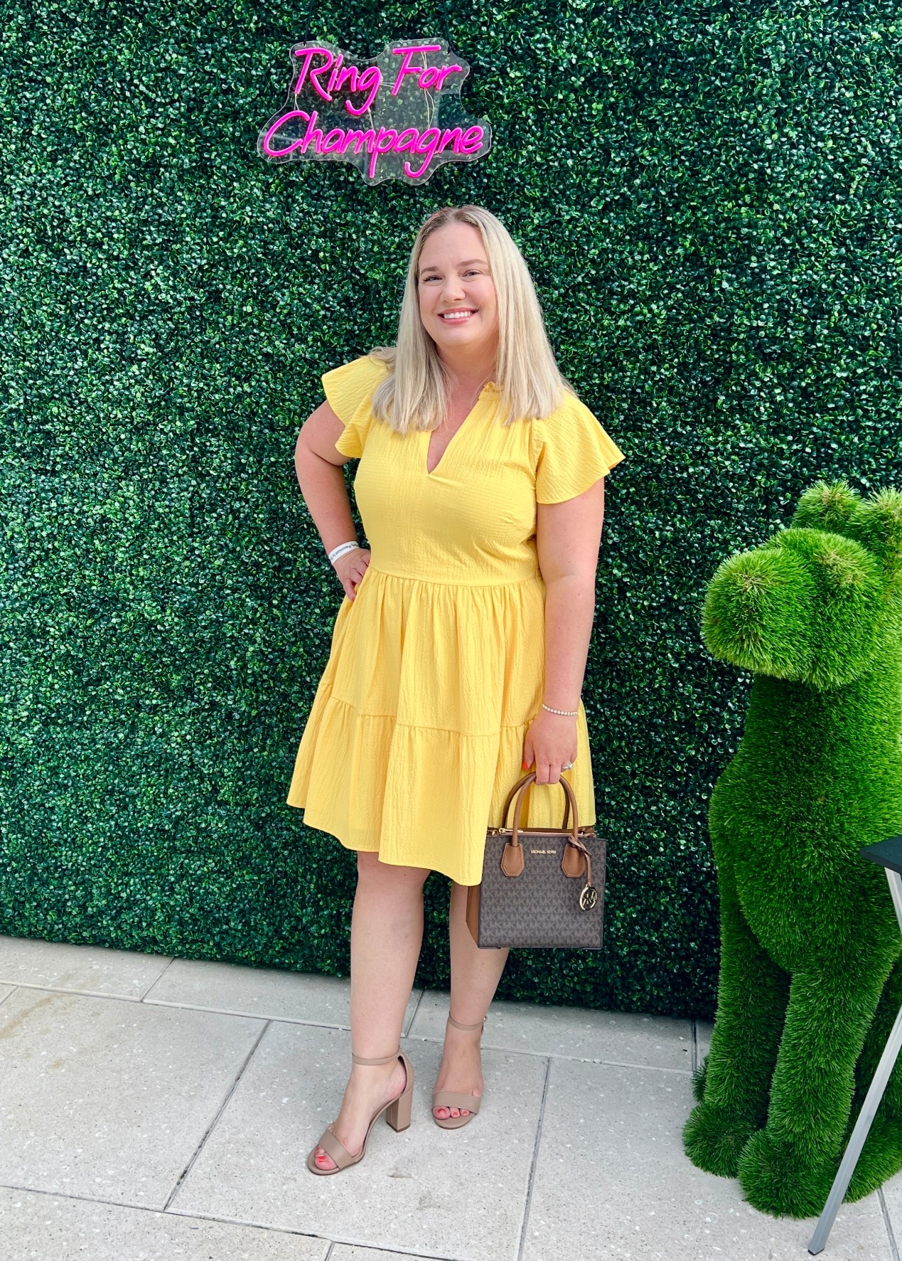 Love this yellow dress for early fall! 🍁🎃

Midsize dress. Fall fashion. Florida lifestyle. Michael Kors. Busy mom. Mini Dress. Yellow Dress.

#LTKSeasonal #LTKMidsize #LTKFindsUnder100