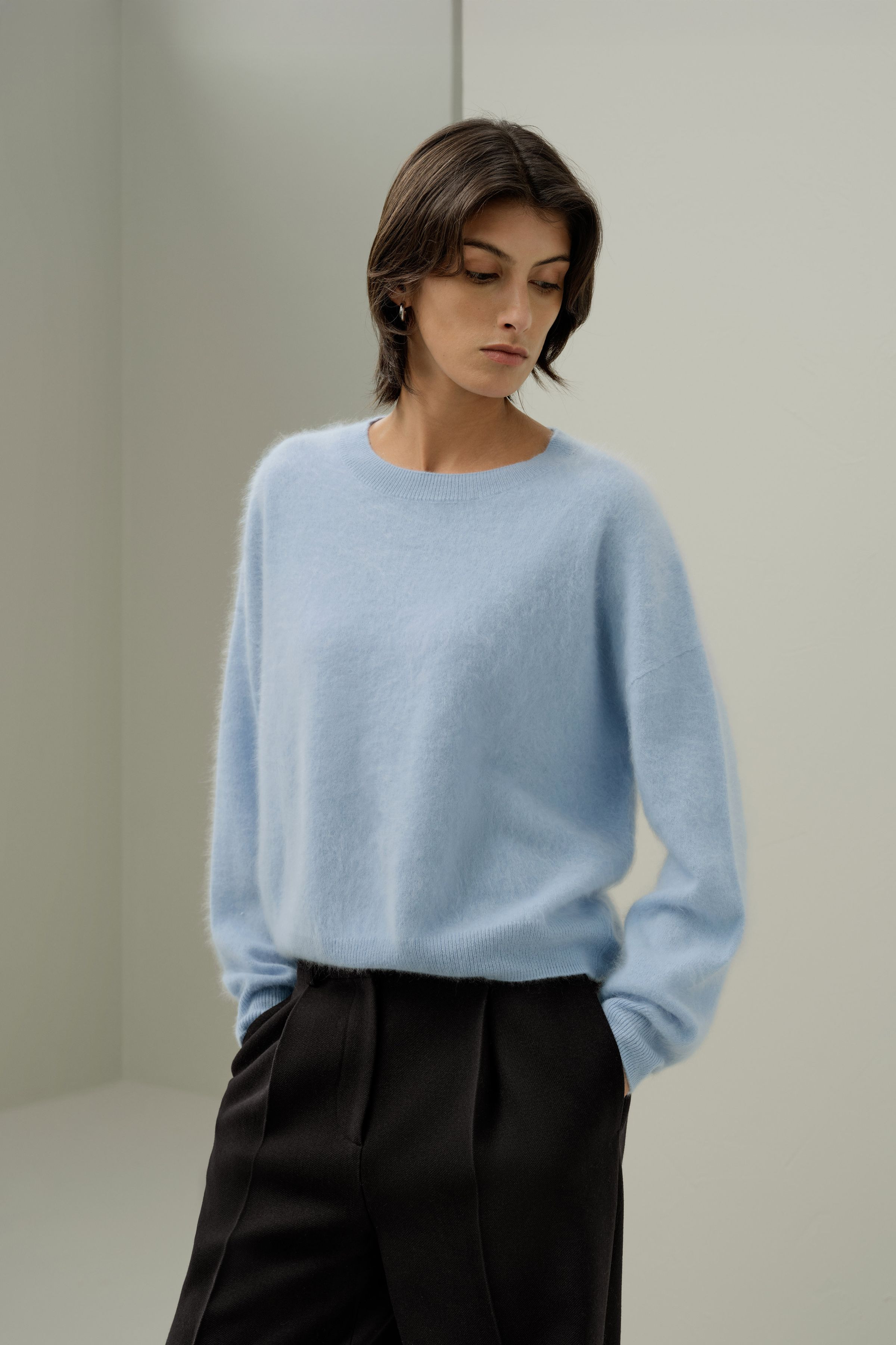 Relaxed Drop-Shoulder Cashmere Sweater | LILYSILK