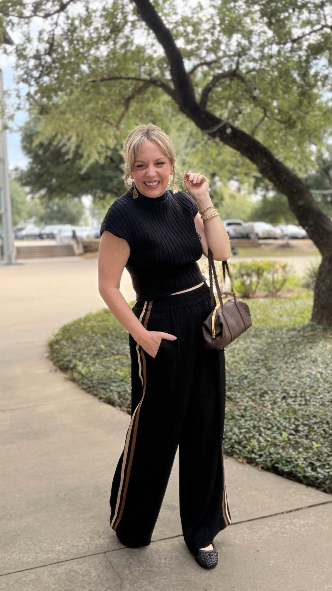 Small top & medium track trousers from Macy’s on sale!

#LTKSaleAlert #LTKPetite #LTKOver40
