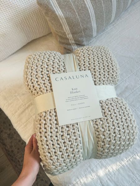 The perfect oatmeal color blanket! Great comfy & thick texture for any bed!

#LTKSeasonal #LTKhome #LTKGiftGuide