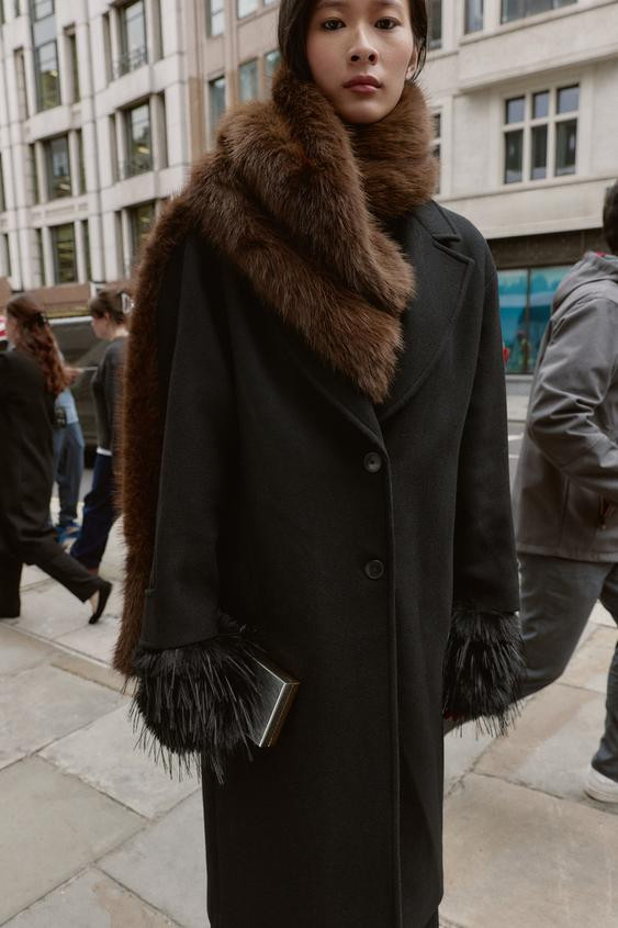 PLAIN FAUX FUR FRINGED SCARF | Zara US
