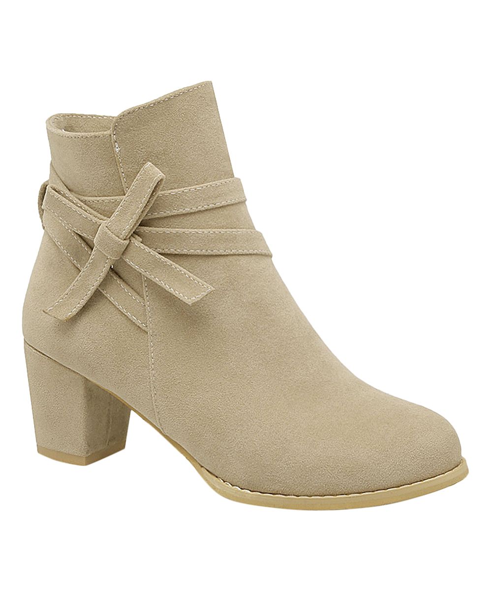 BUTITI Women's Casual boots beige - Beige Crisscross Ankle Boot - Women | Zulily