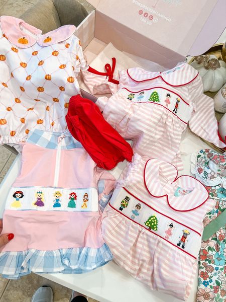 The cutest new arrivals for everyday and holidays from The Smocked Flamingo 
Matching sets 
Children fashion 
Southern 
Nutcracker 
Christmas outfit
Christmas pictures 
Pink 
Sisters 
Baby girl 


#LTKkids #LTKbaby #LTKHoliday