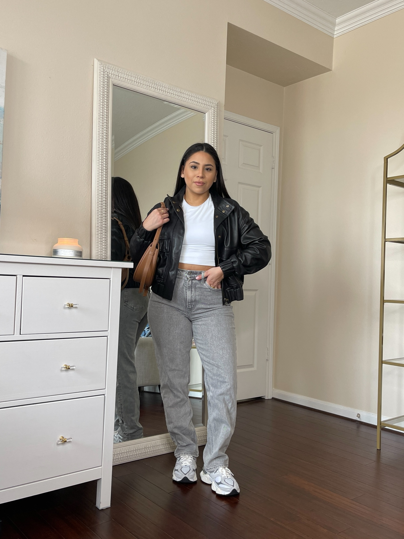 90s short real leather bomber jacket N3 90s Brown Leather Bomber