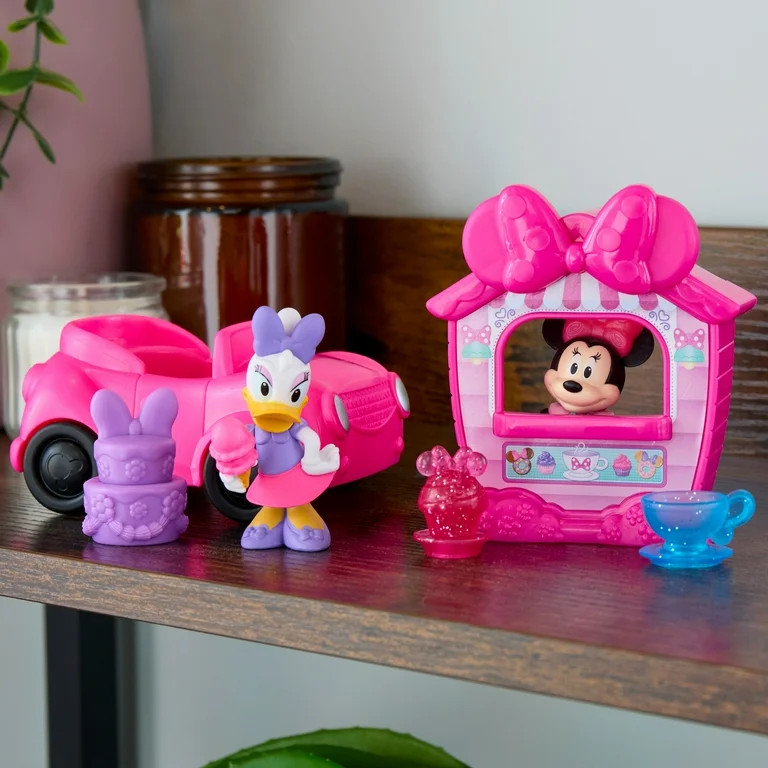 Disney Jr. Minnie Mouse Mini Playset, 7 Piece Figure Set, Collectible Disney Characters, for Girl... | Walmart (US)