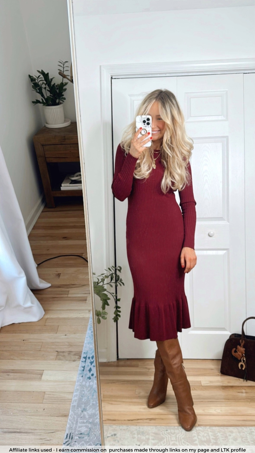 Burgundy sweater dress

Thanksgiving outfit 