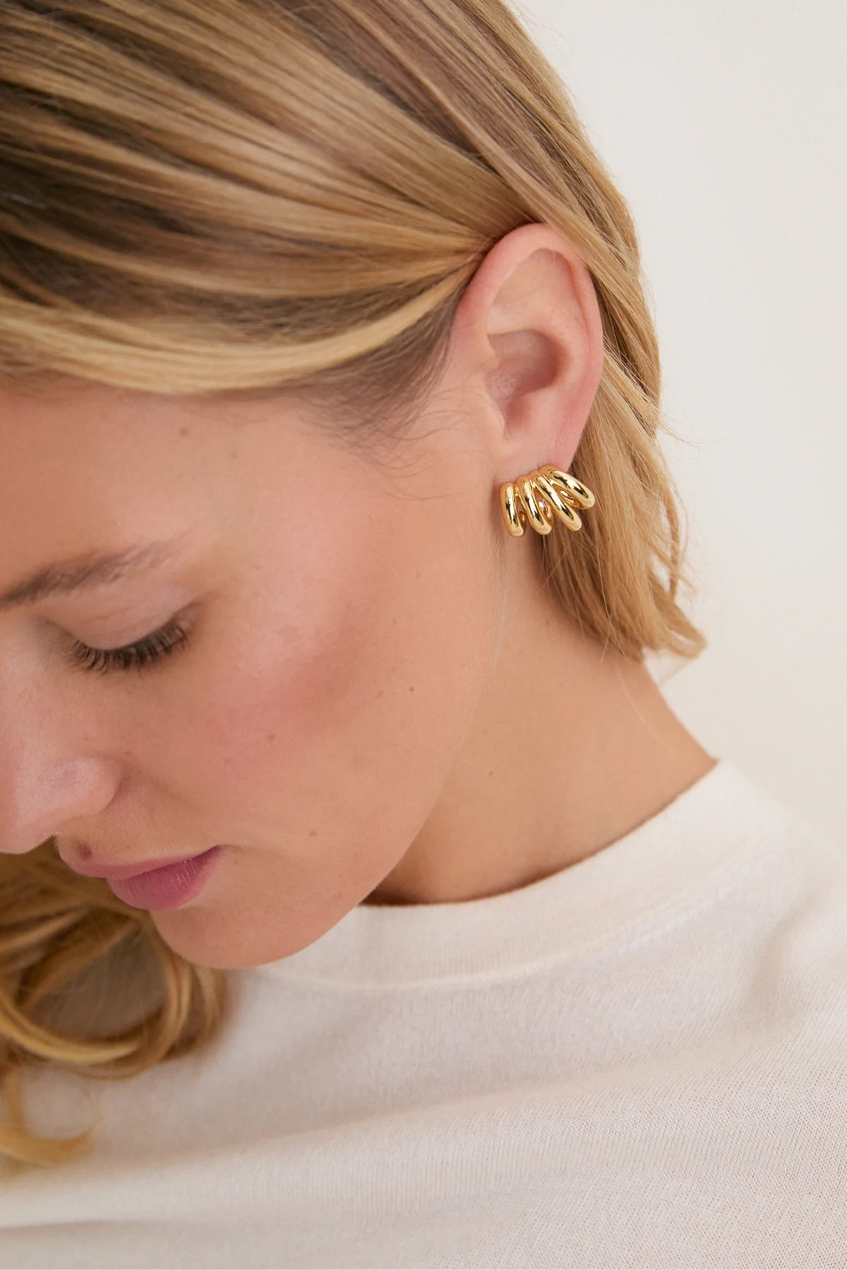 High Polish Gold Monroe Earrings | Tuckernuck (US)