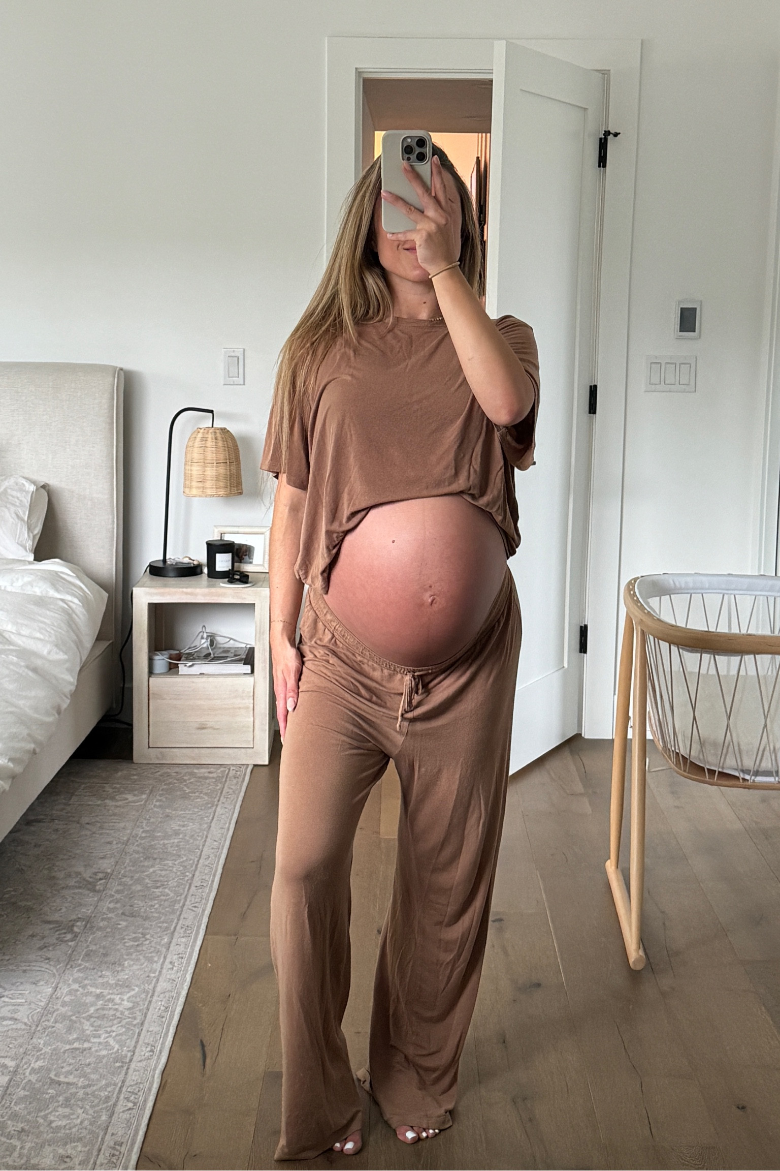 Best light weight pajamas I’ve ever put on my body. I sleep hot and this fabric is magical. I have 4 sets of them now and linked all!
Few are size large for an oversized / pregnant fit, and few are size medium to fit better

#LTKBump