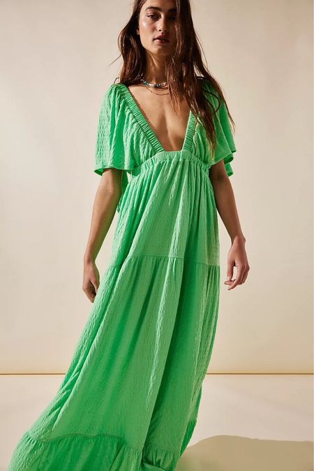 I love this dress for Spring/Summer. I have it in black but eyeing this gorgeous green!

The fit runs big so may want to size down.



#LTKFind #LTKSeasonal