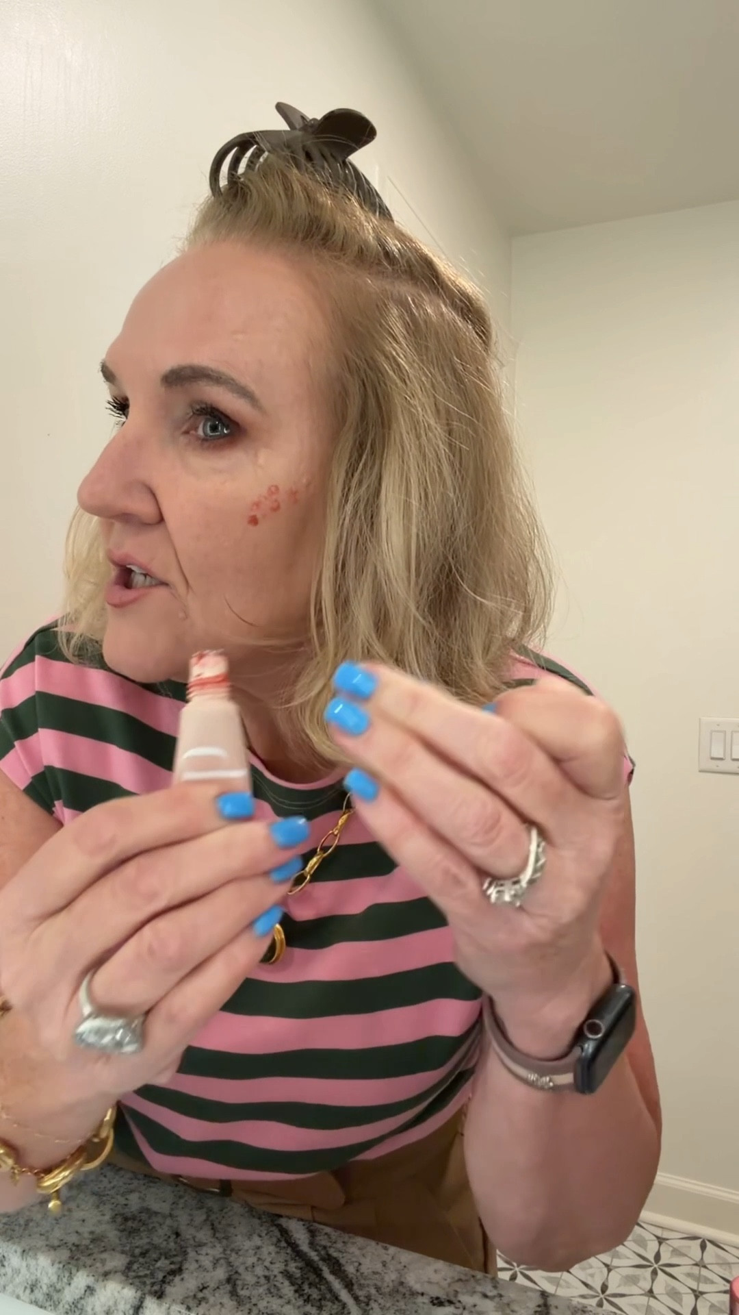 A bit of my beauty routine 

#LTKWorkwear #LTKBeauty #LTKOver40