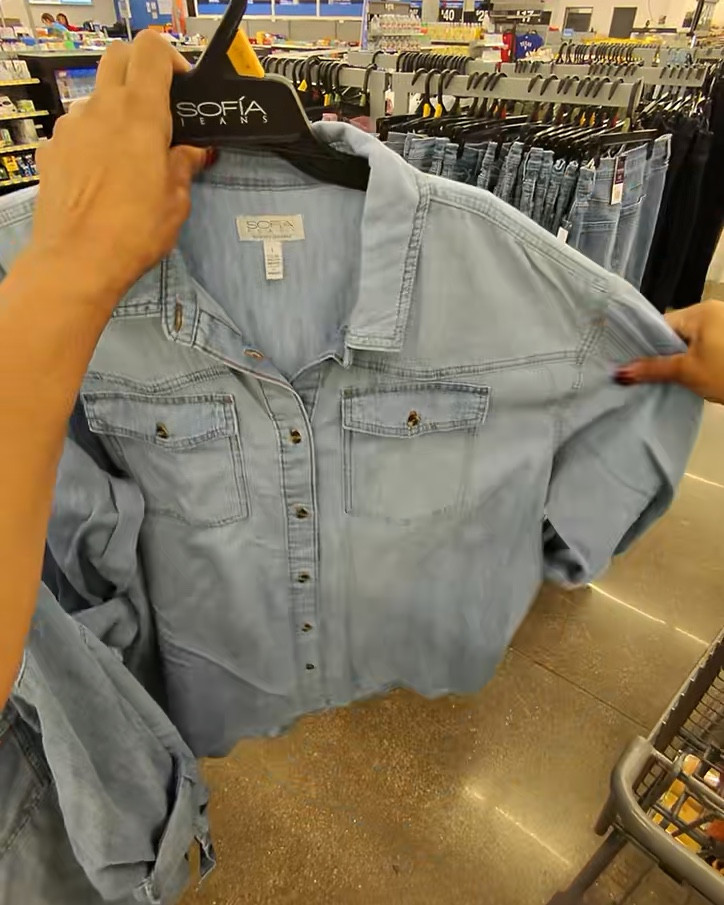 Oversized Denim Boyfriend Shirt #walmartfinds 

#LTKStyleTip #LTKPlusSize #LTKFindsUnder50