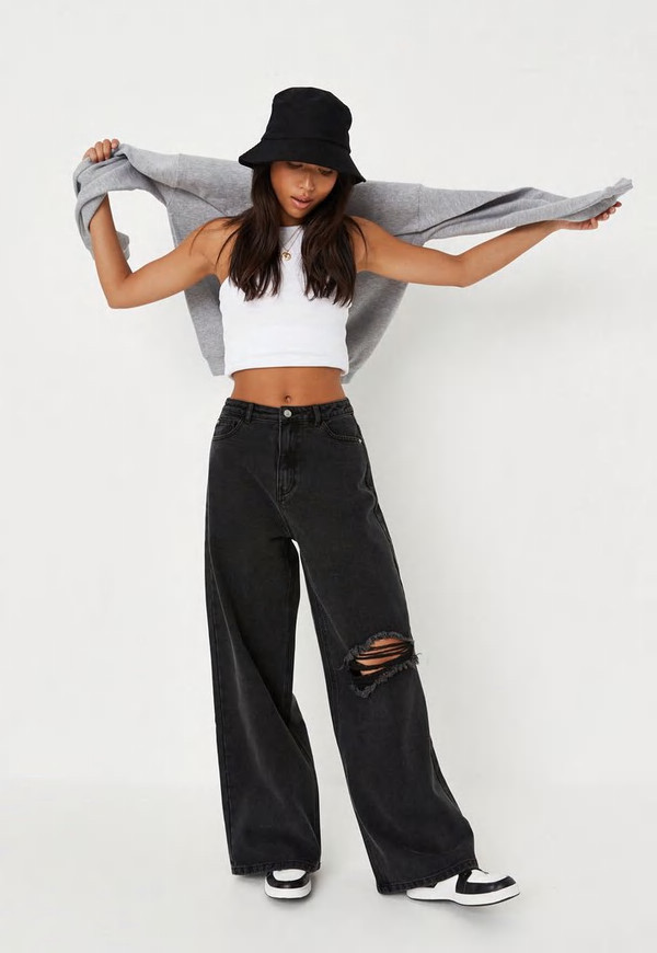 Missguided - Black Busted Knee Baggy Boyfriend Jeans | Missguided (US & CA)