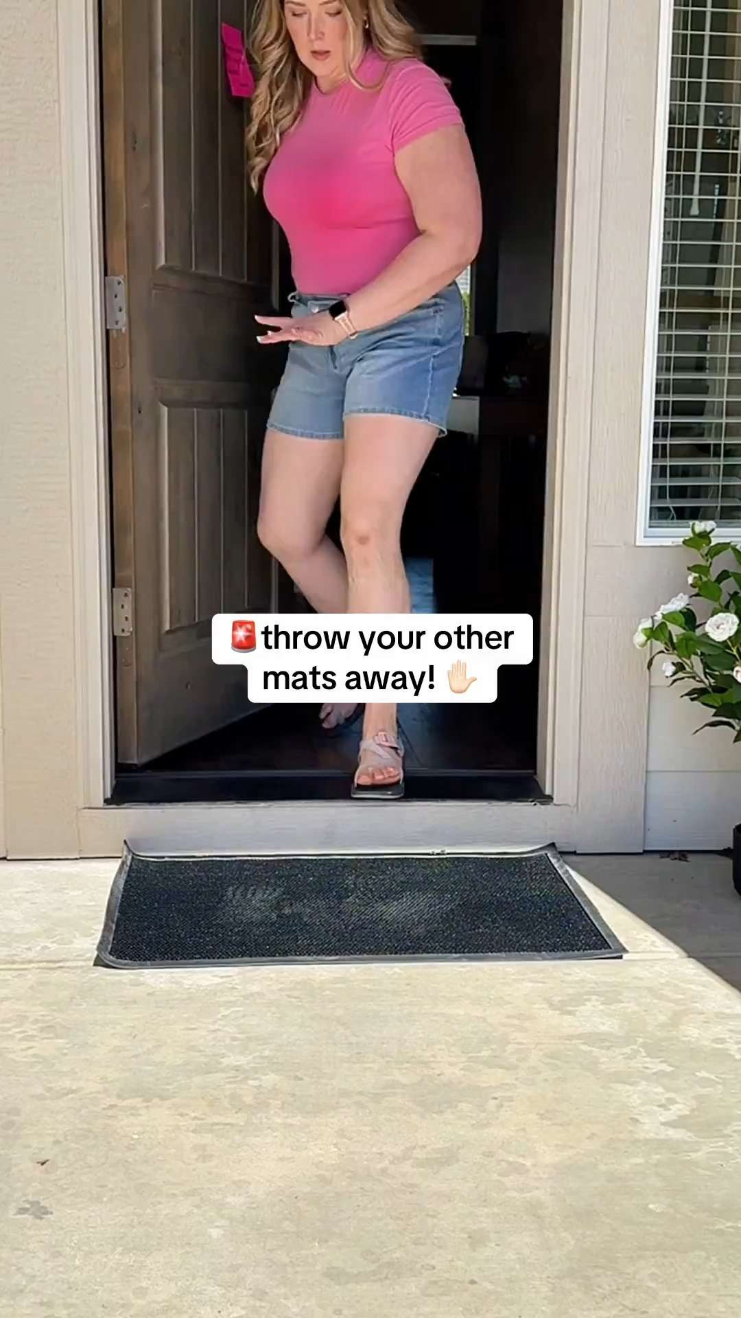 🚪 A mat that traps dirt before it gets inside

 

 #LTKdayinmylife #LTKU #LTKHome