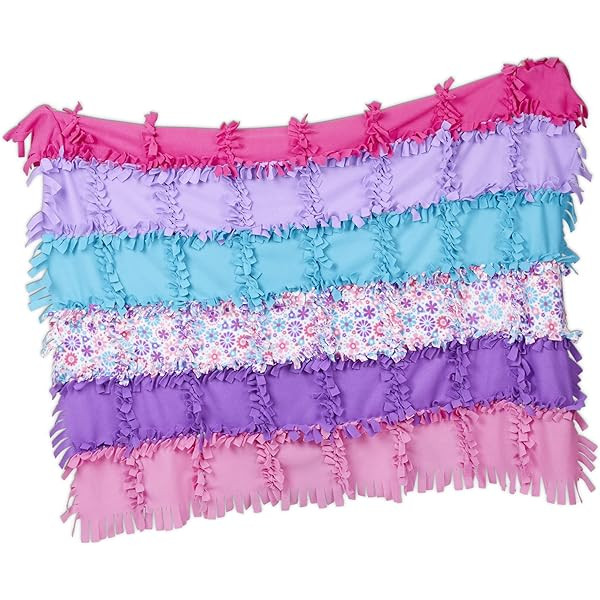 Melissa & Doug Fleece Quilt No-Sew Craft Kit, Multi | Amazon (US)