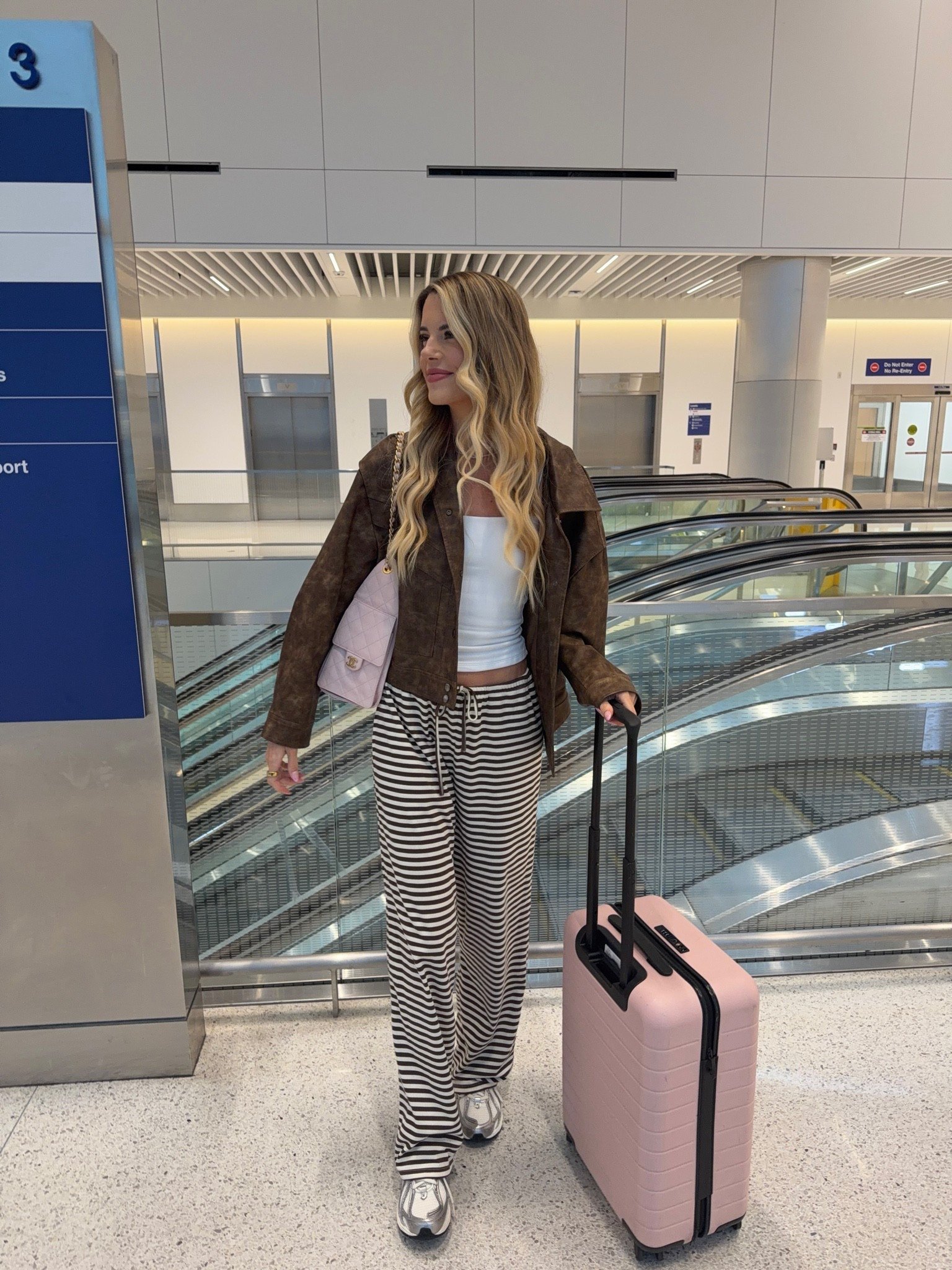 travel day outfit 💗 jacket on sale!

#LTKootd