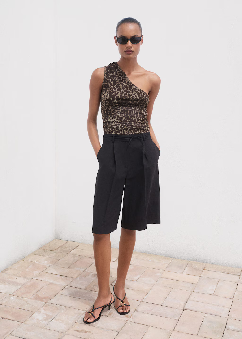 Asymmetrical leopard-print top brown - Woman - L - MANGO | Mango (US/MX/AU)
