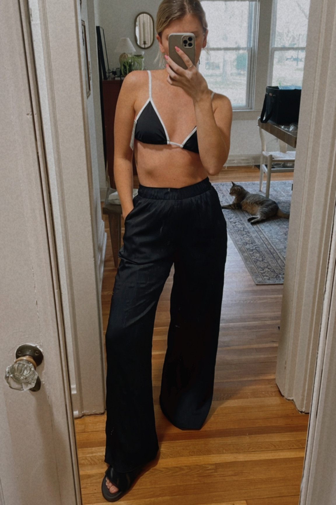 H&M bikini top: US 4 
Abercrombie pants: XS 

#LTKunder100 #LTKSeasonal #LTKstyletip
