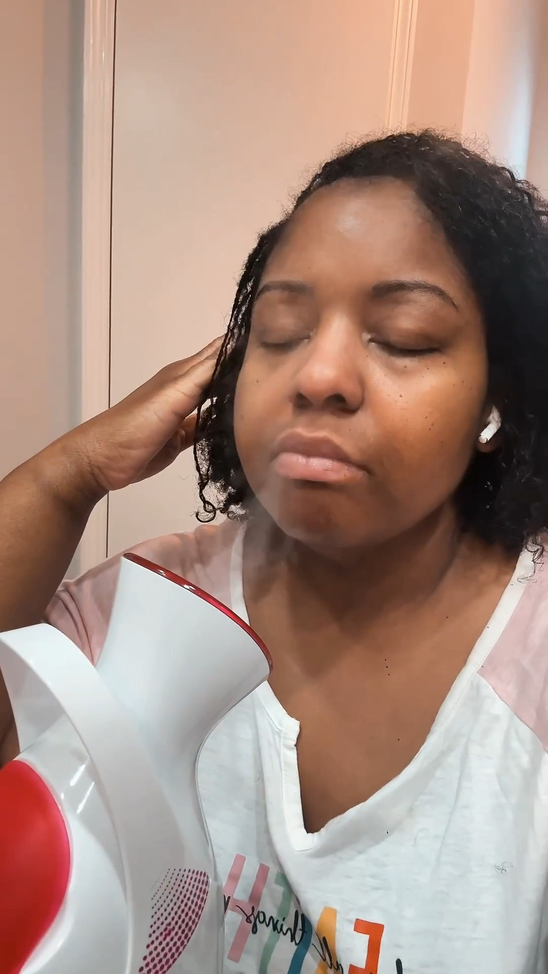 Self-care isn't selfish, it's how I refill my cup so l can pour into everyone and everything love.
On one of the snow days; isn't for errands, catching up, or doing the most.
It was for me. Head-to-toe pampering, slow moments, and real rest without guilt.
Because showing up as my best self starts with taking care of myself first

How do you pause for your self-care moments?

#selfloveclub #StressRelief #burnoutrecovery #healthyhabits #wellnessjourney

#LTKPlusSize #LTKvlog #LTKdayinmylife